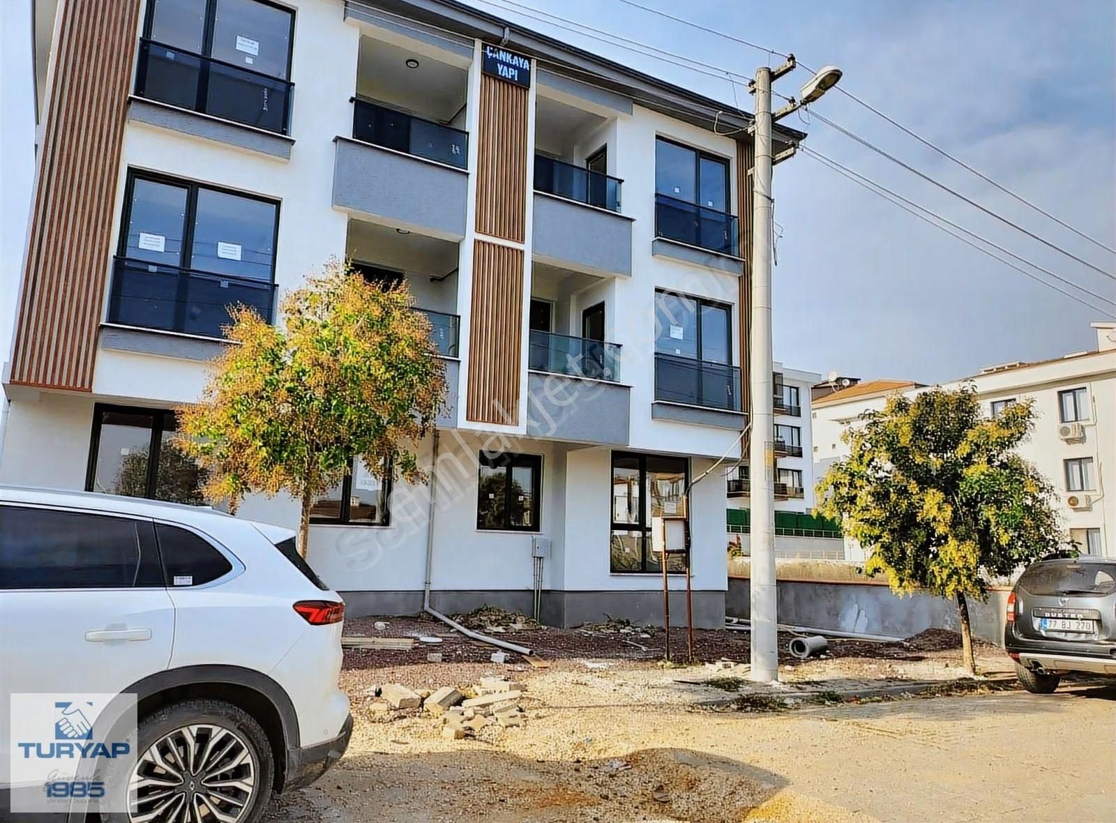 Yalova Kazım Karabekir Mahallesi'nde Güzel Konumda Satılık Daire - Görsel 14