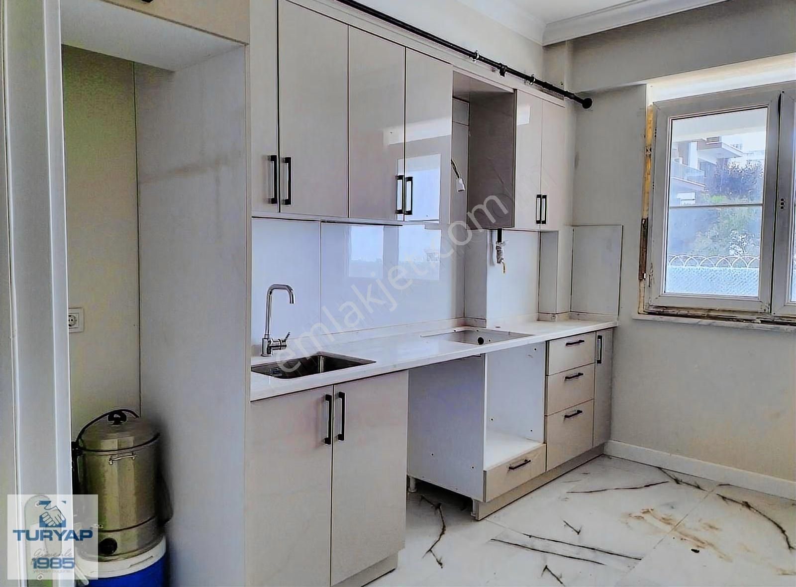 Yalova Kazım Karabekir Mahallesi'nde Güzel Konumda Satılık Daire - Görsel 12
