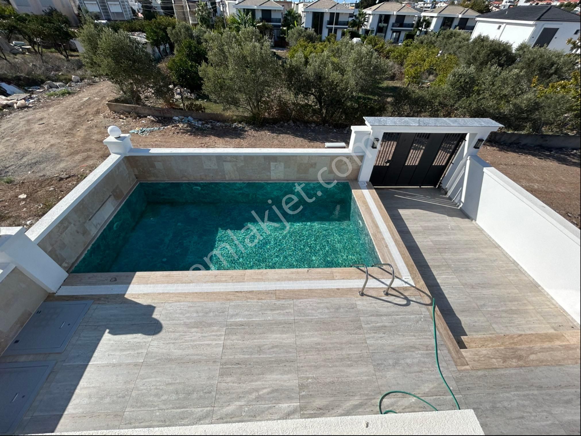 Didimde Sahile Yakın 3+1 Tam Müstakil Villa - Görsel 30