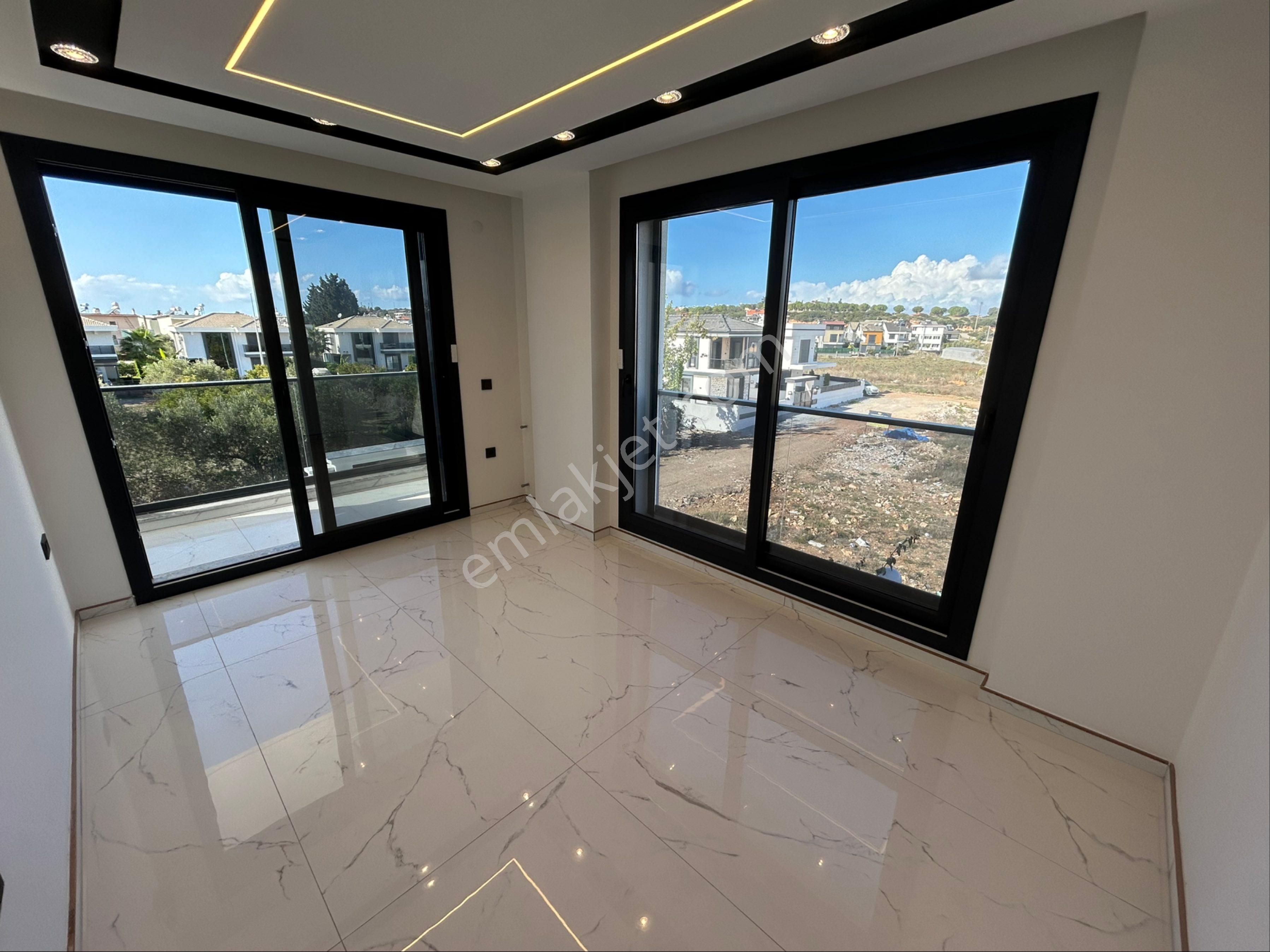 Didimde Sahile Yakın 3+1 Tam Müstakil Villa - Görsel 23