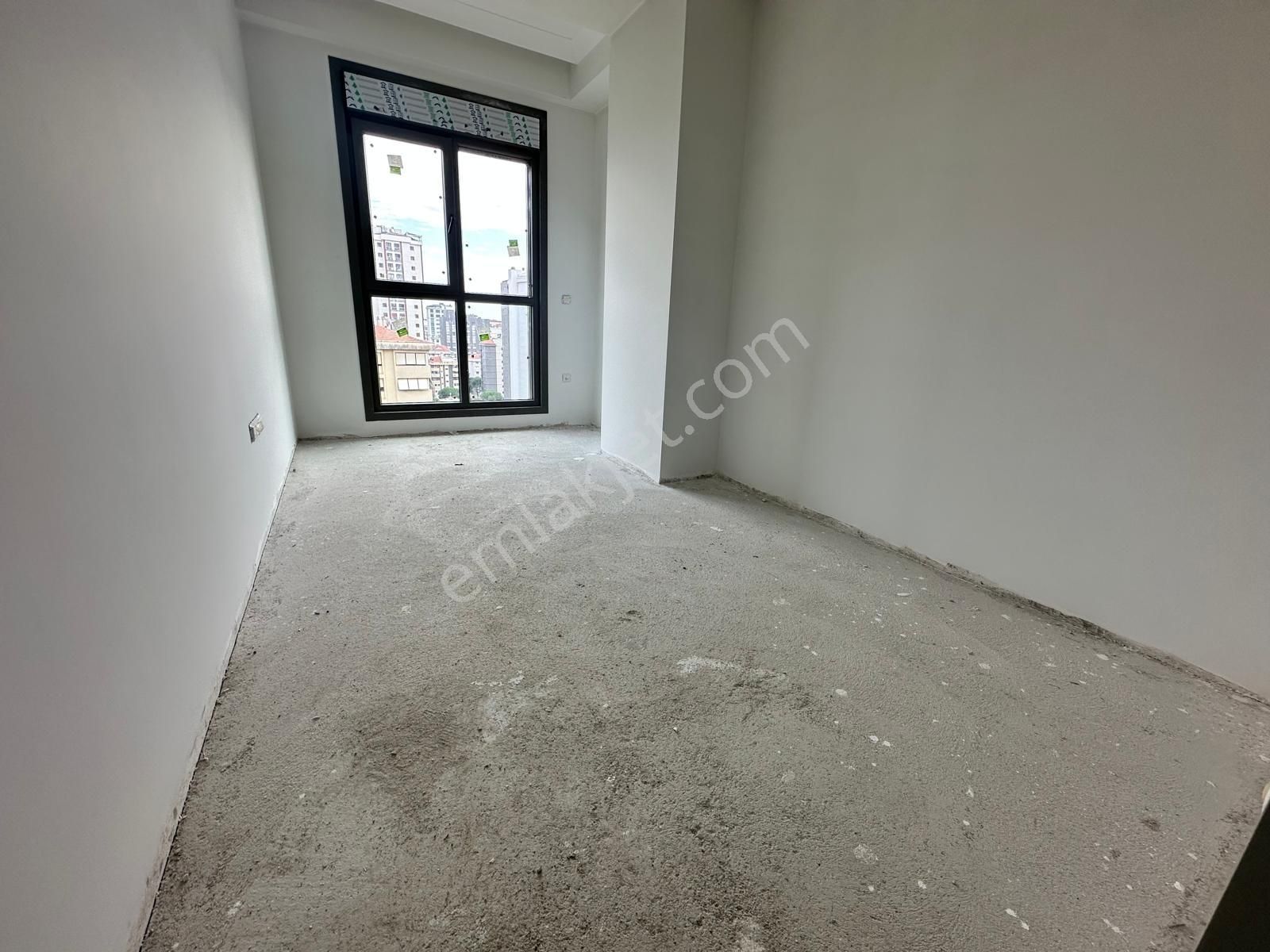 Suadiye'de 3+1 Net 106m2 Balkonlu Ebv Banyolu Sıfır Fırsat - Görsel 14