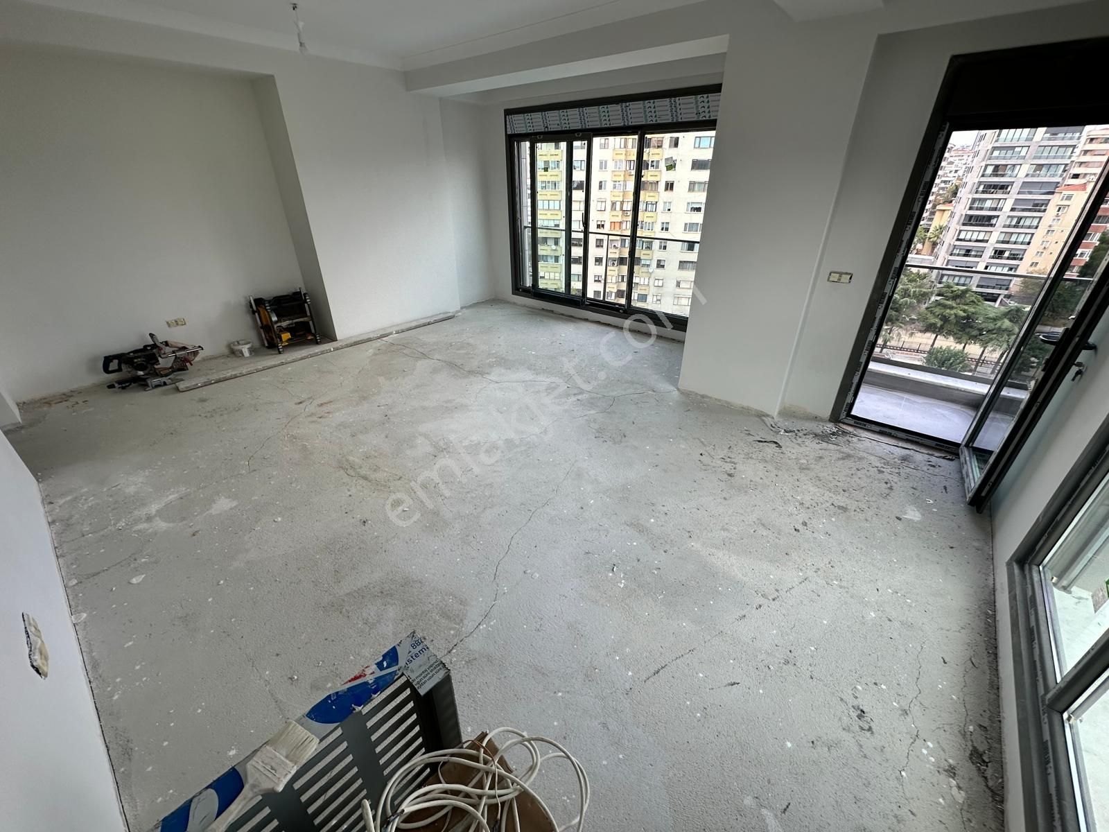 Suadiye'de 3+1 Net 106m2 Balkonlu Ebv Banyolu Sıfır Fırsat - Görsel 9