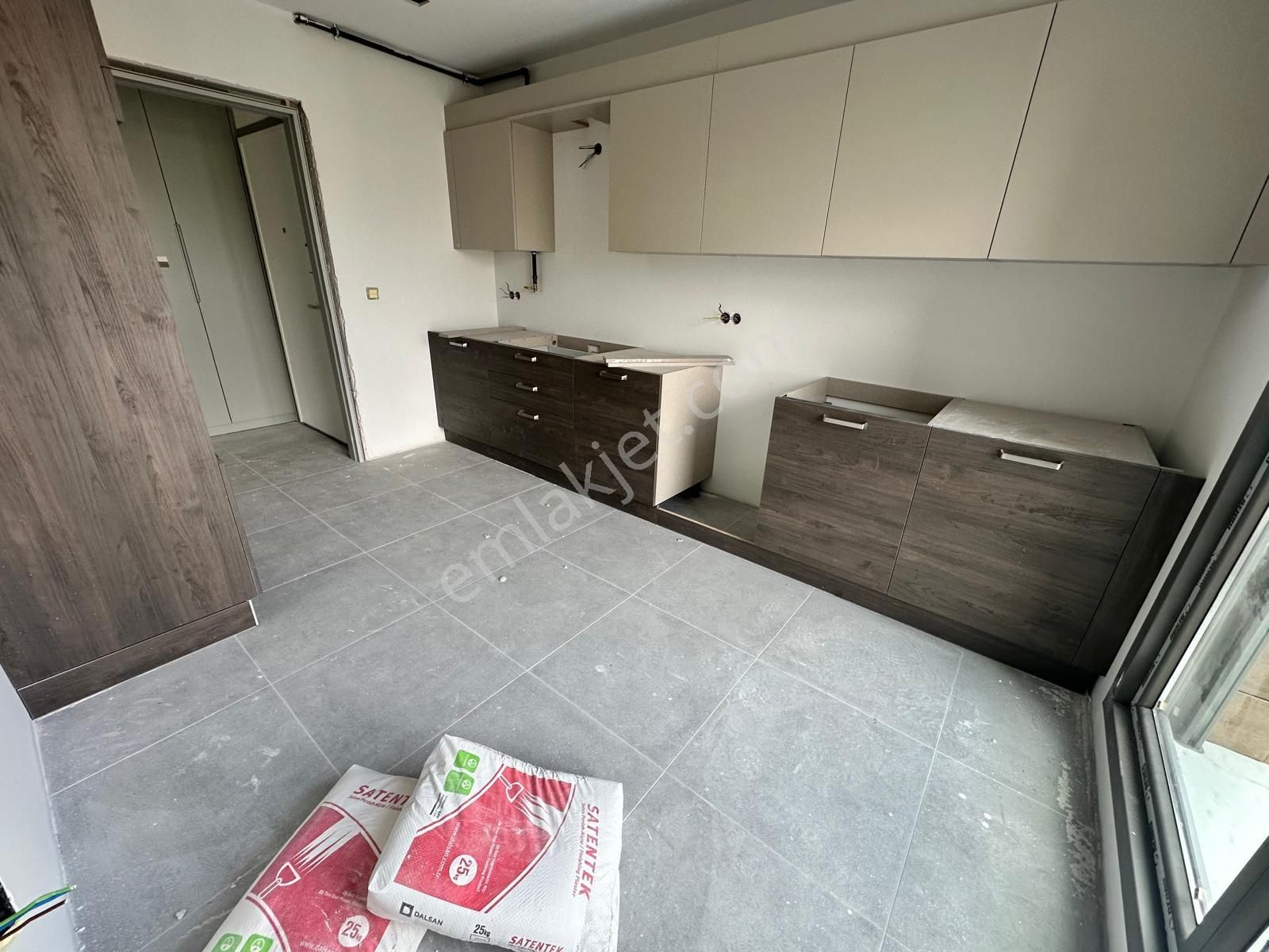 Suadiye'de 3+1 Net 106m2 Balkonlu Ebv Banyolu Sıfır Fırsat - Görsel 10