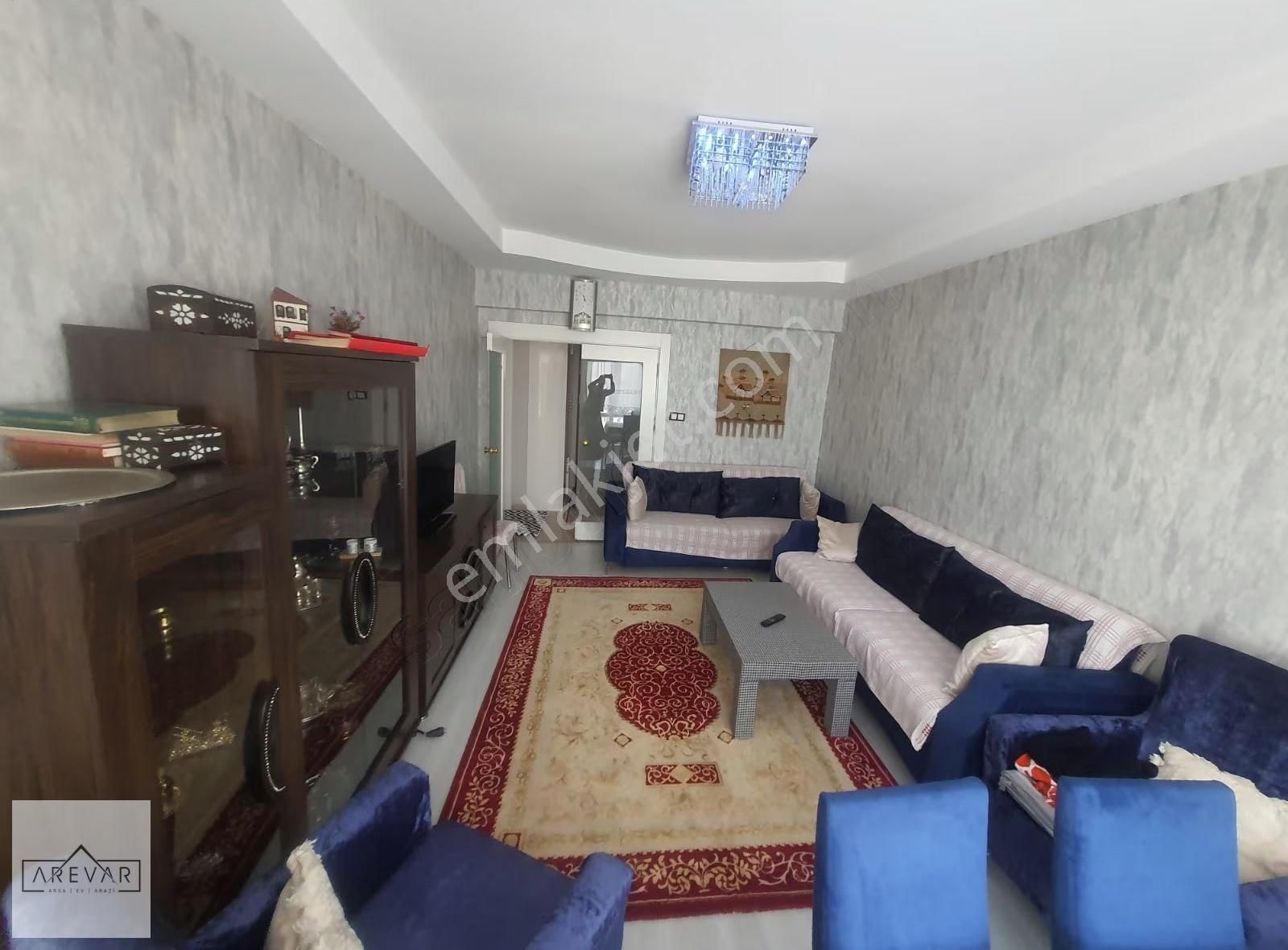 Günsev 3'te Cam Balkonlu Duvar Kağıtlı Avizeli 2+1 Daire - Görsel 14