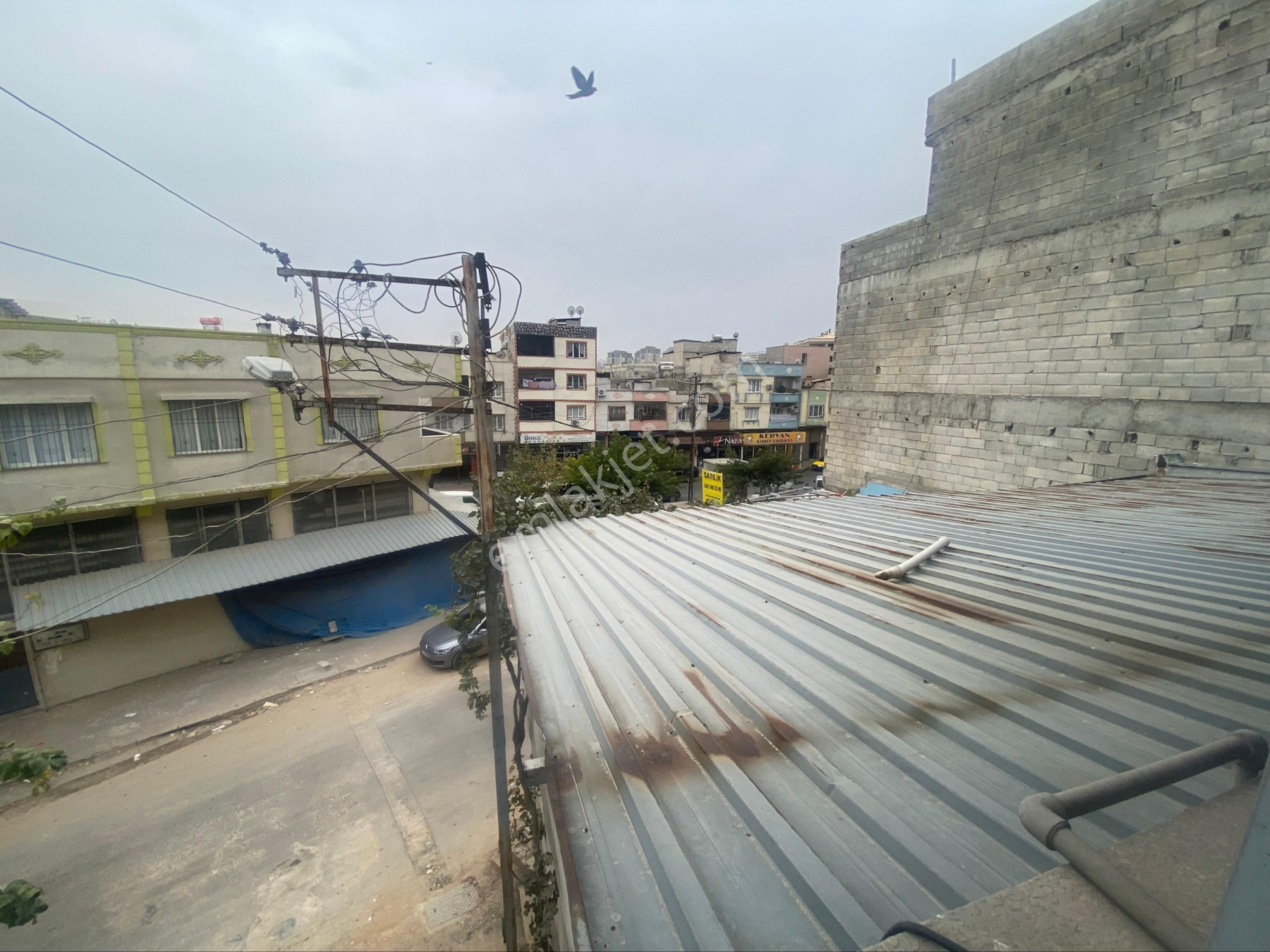 Satılık Cadde Üzeri Altı Dükkan Üstü İki Daire Müstakil - Görsel 24
