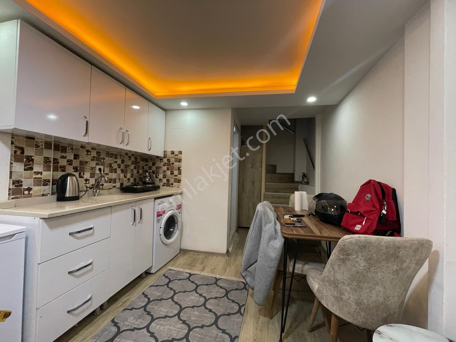 Işıklar 'da Üç Kapılar Yakını Full Eşyalı Geniş Dubleks - Görsel 3