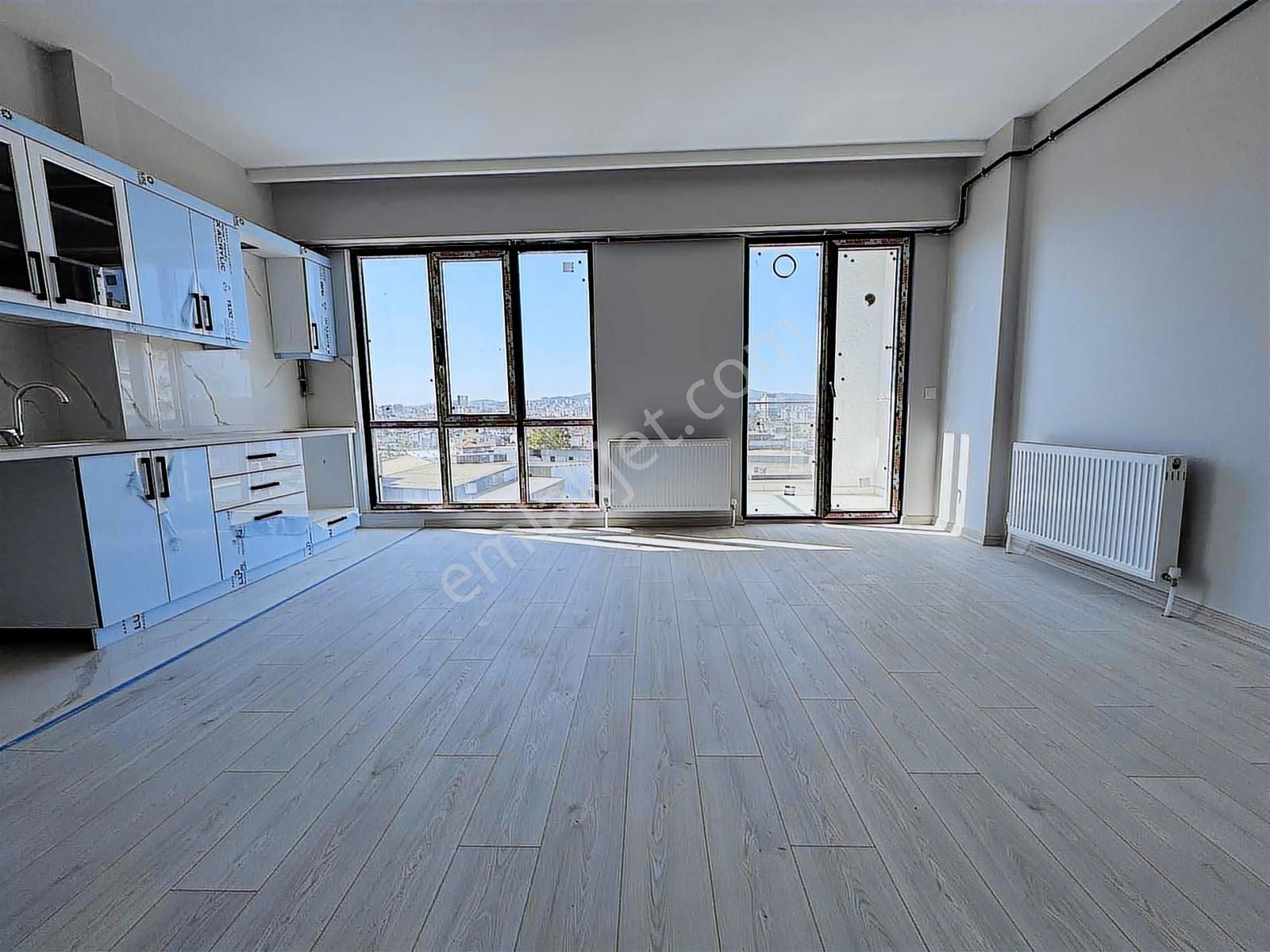 Sancaktepe Cadde Üzeri Sitede Satılık Geniş 1+1 Daire - Görsel 34