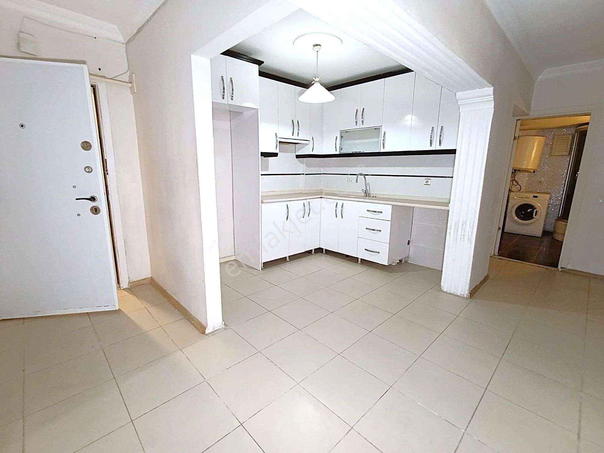 Simge Emlak Göztepe 'ye Yakın Mithatpaşa Cad. Üzeri Satılık Dair - Görsel 6