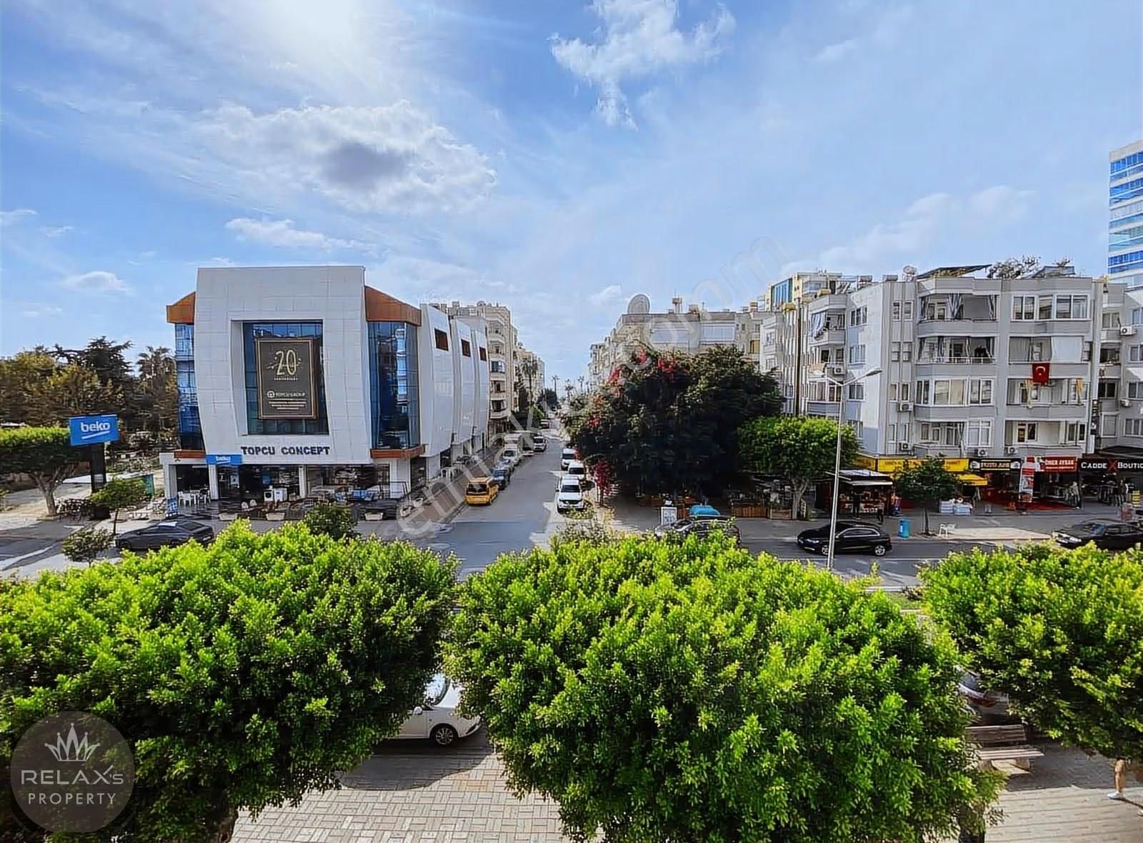 Mahmutlar Cadde Üstü Satılık Manzaralı Sıfır 1+1 Daire! - Görsel 2