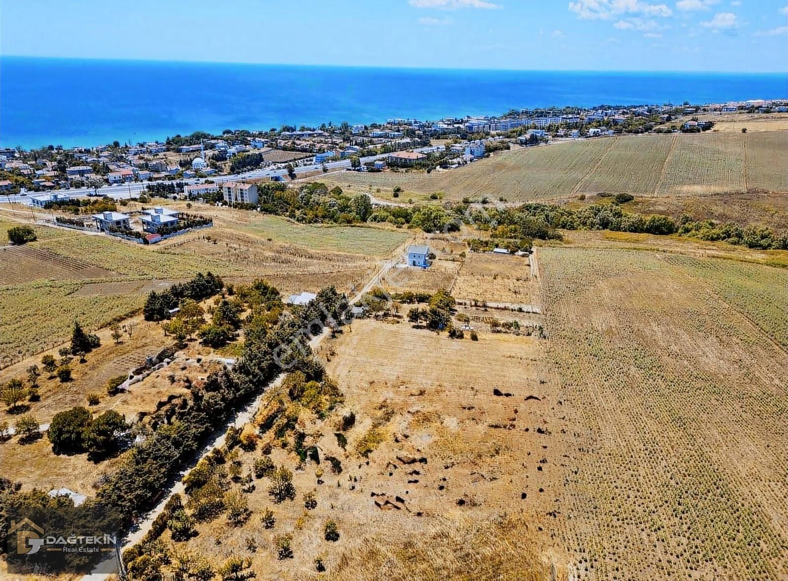 Büyükçekmece Güzelcede Satılık İmarlı Yola Yakın Arsa