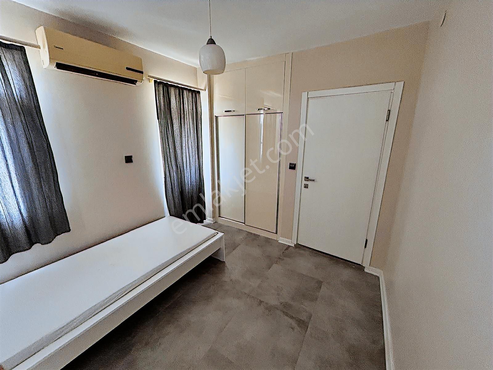 Akbük Güzel Konum Sakarya Sitesi 4+1 Eşyalı Kiralık Villa - Görsel 30
