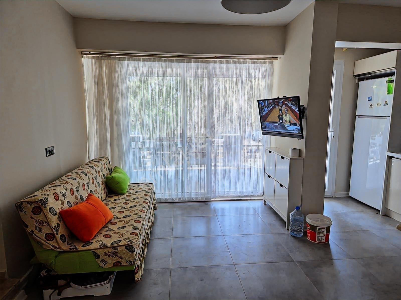 Akbük Güzel Konum Sakarya Sitesi 4+1 Eşyalı Kiralık Villa - Görsel 25