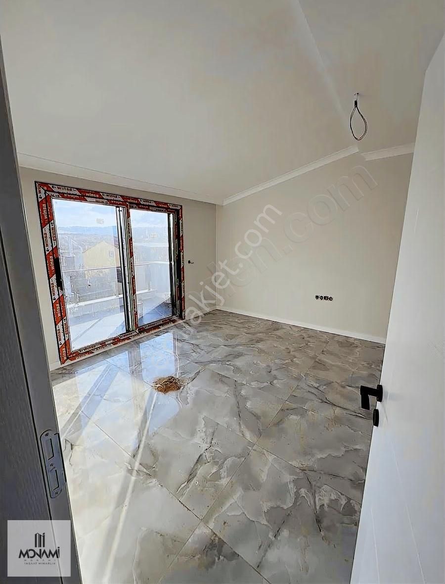 Monami'den Zeytinalanında Merkezi Lokasyon 0 4+1 Villa - Görsel 16