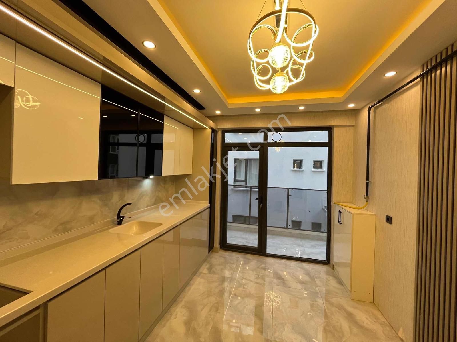 Bağlum Karakaya'da Satılık Ultra Lüks 2+1 Masrafsız 0 Daire