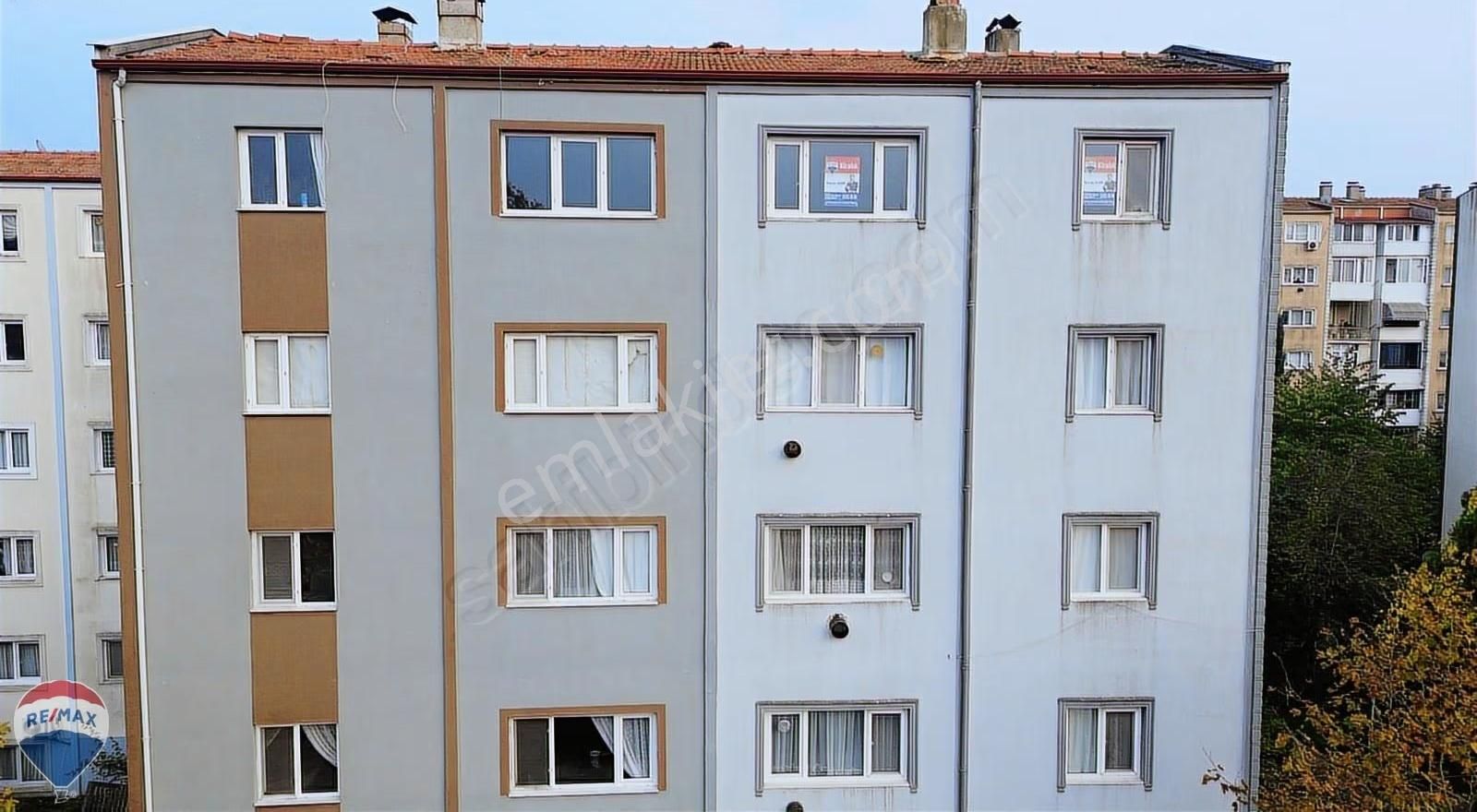 Remax Mavi Rıdvan Gedikten İstiklal Mahallesi 2+1 Kiralık Daire