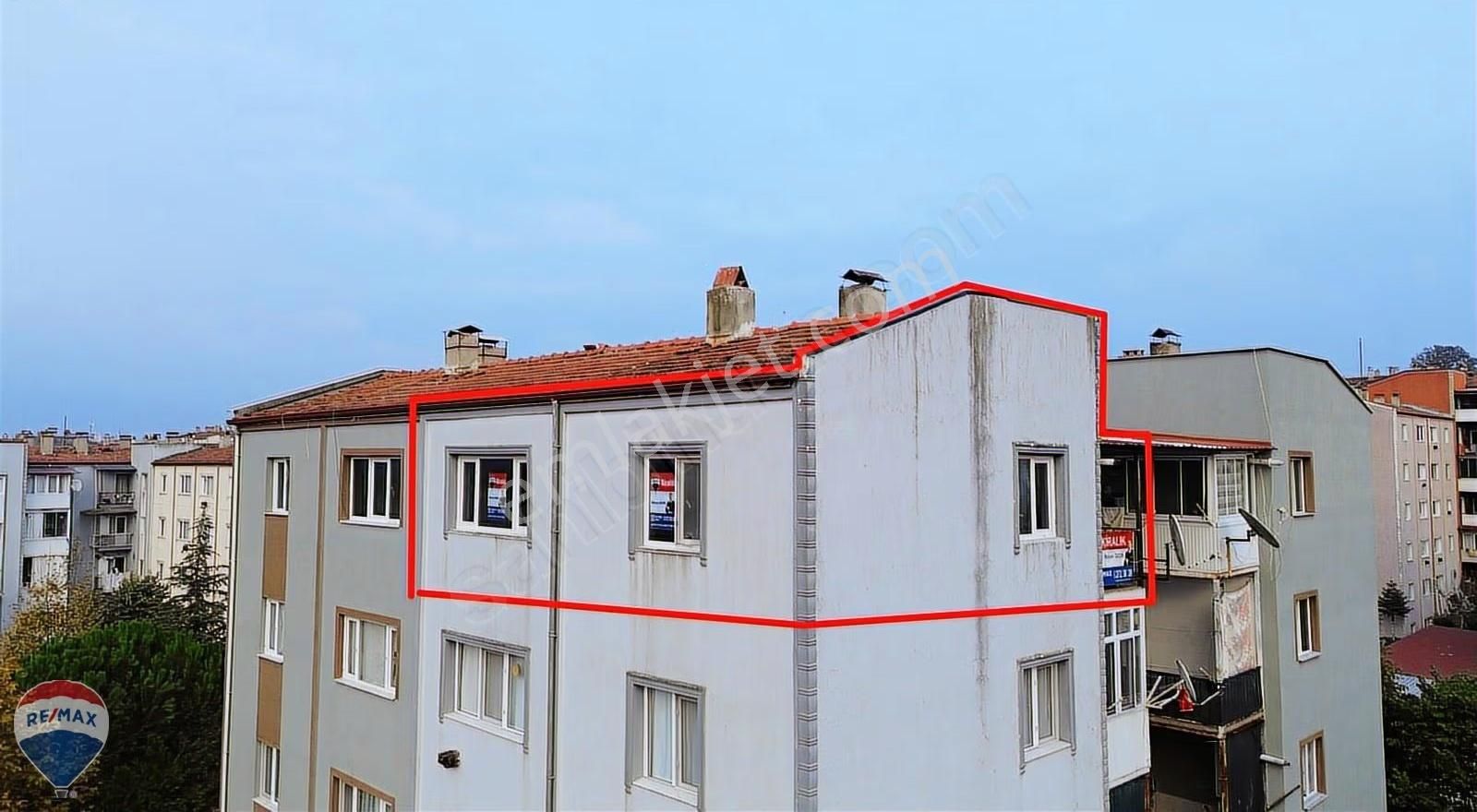 Remax Mavi Rıdvan Gedikten İstiklal Mahallesi 2+1 Kiralık Daire - Görsel 2