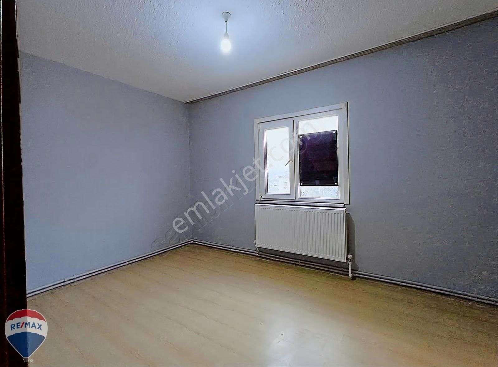 Remax Mavi Rıdvan Gedikten İstiklal Mahallesi 2+1 Kiralık Daire - Görsel 26