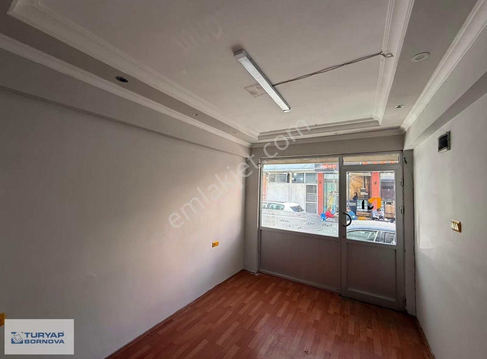 Balçova Eğitim Mah. Merkezi Bölgede Satılık Ofis