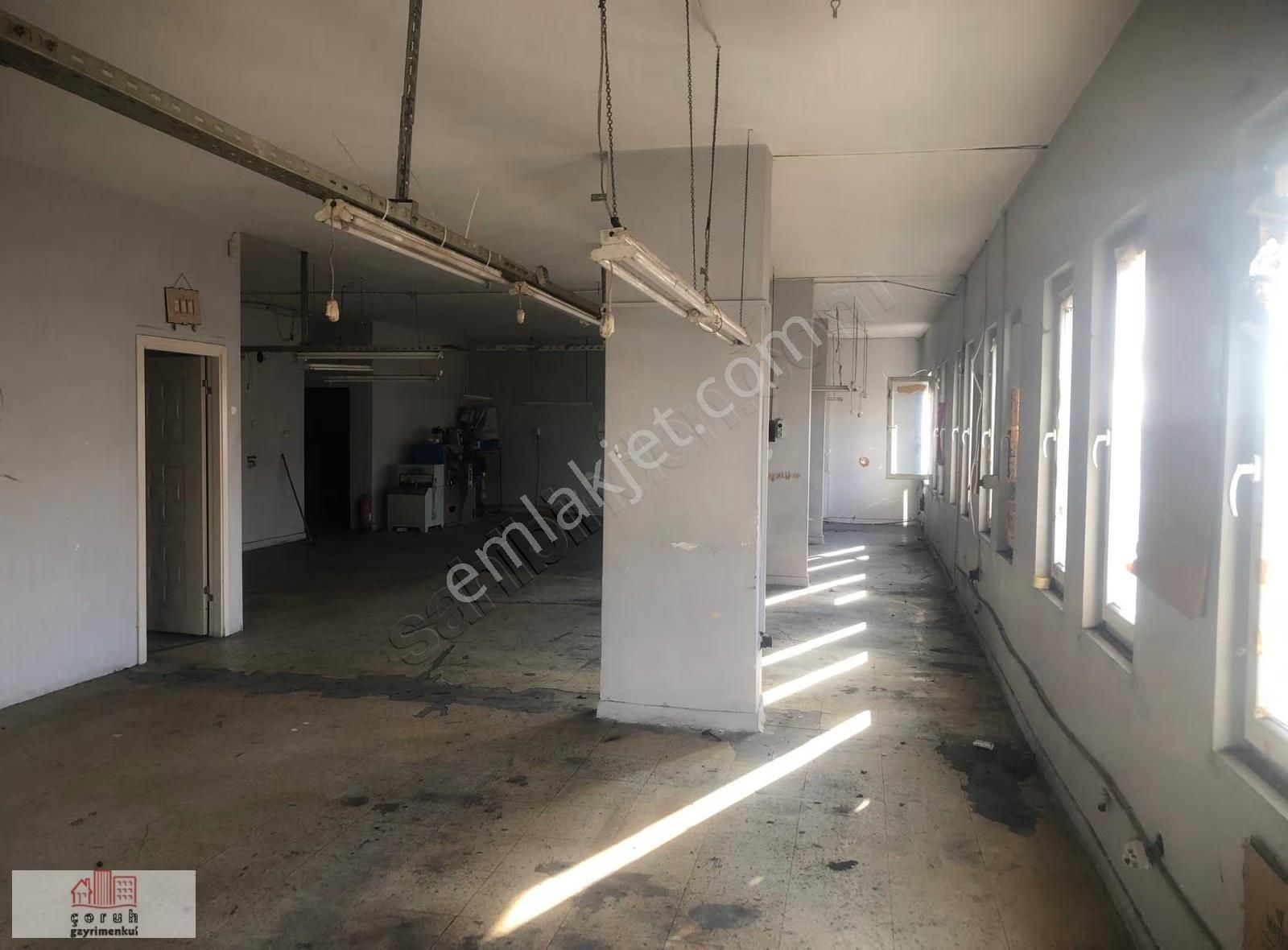 Güngören Sanayi Mah 240m2 3.kat Kiralık İş Yeri - Görsel 9