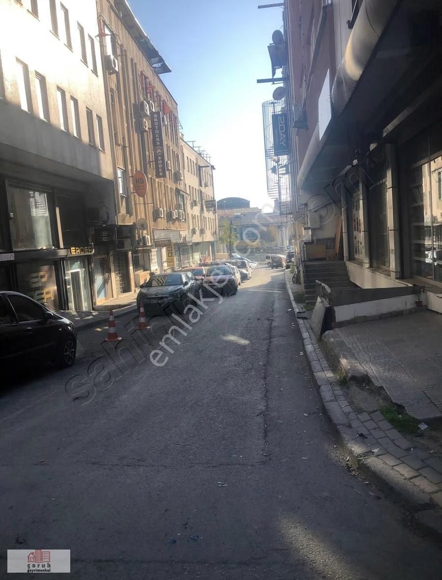 Güngören Sanayi Mah 240m2 3.kat Kiralık İş Yeri - Görsel 18