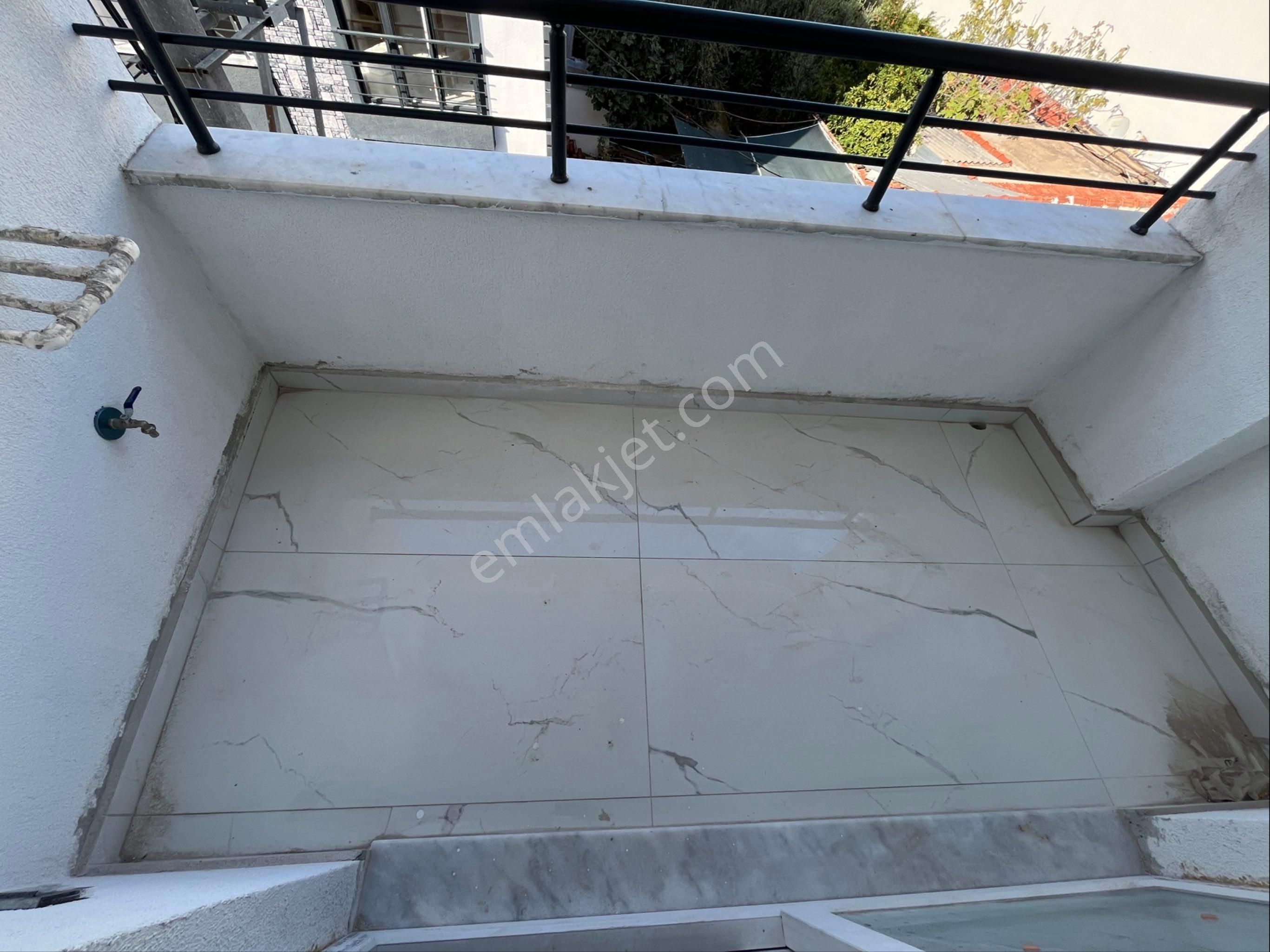 Gömeç Kemalpaşa Mahallesi Satılık 1+1 Daire - Görsel 11