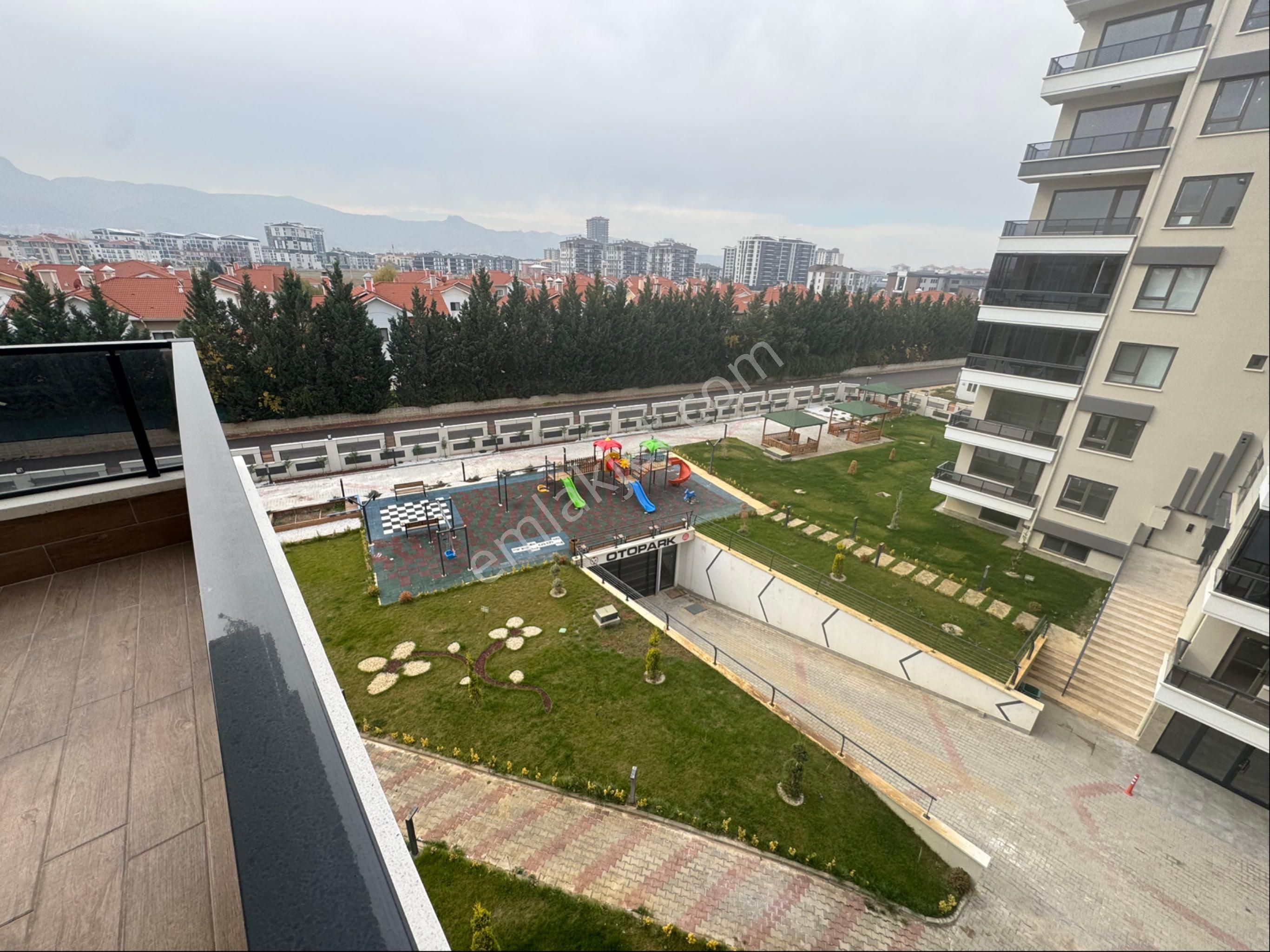 Sağlam Emlaktan Selçukluda Satılık Lüks 4+1daire - Görsel 28