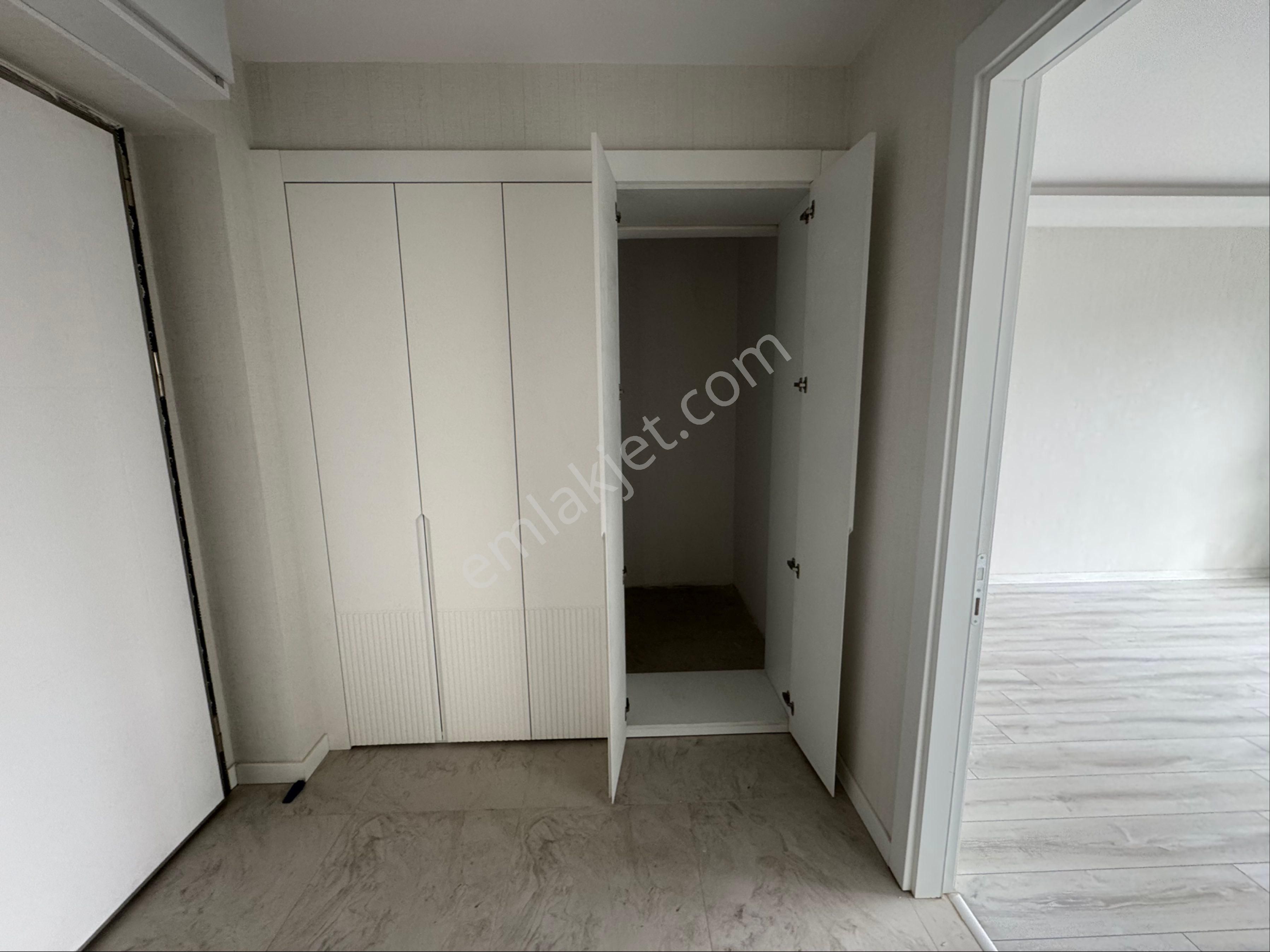 Sağlam Emlaktan Selçukluda Satılık Lüks 4+1daire - Görsel 11