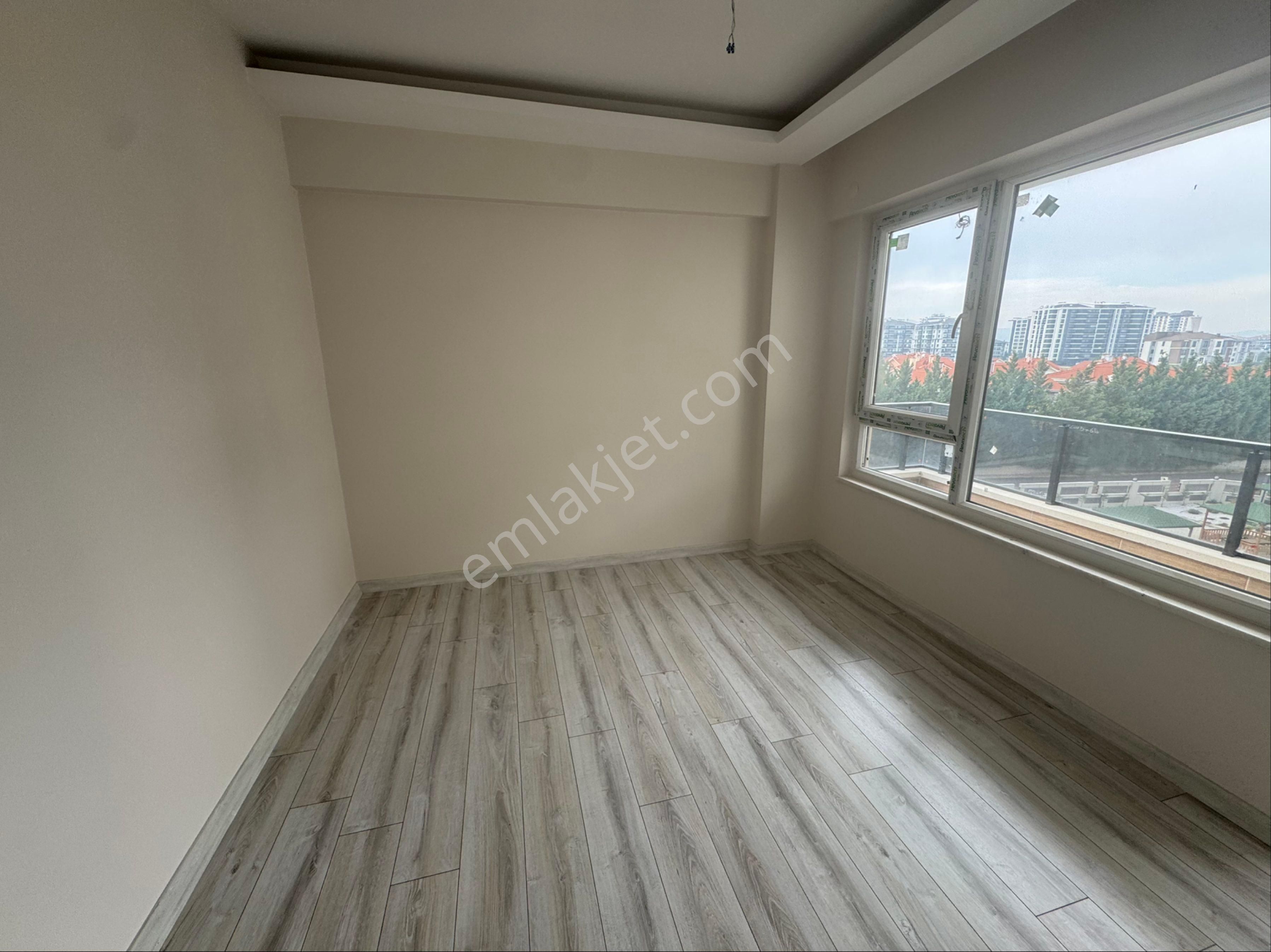 Sağlam Emlaktan Selçukluda Satılık Lüks 4+1daire - Görsel 25