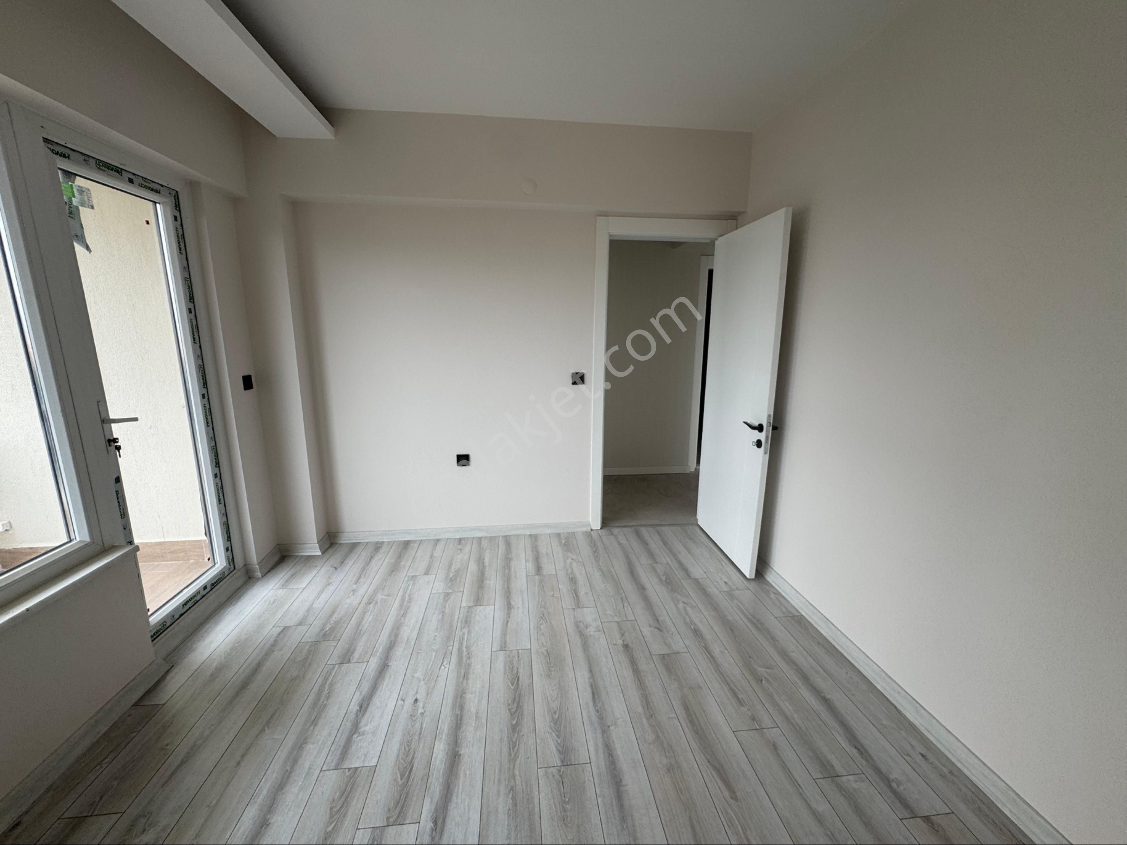 Sağlam Emlaktan Selçukluda Satılık Lüks 4+1daire - Görsel 26