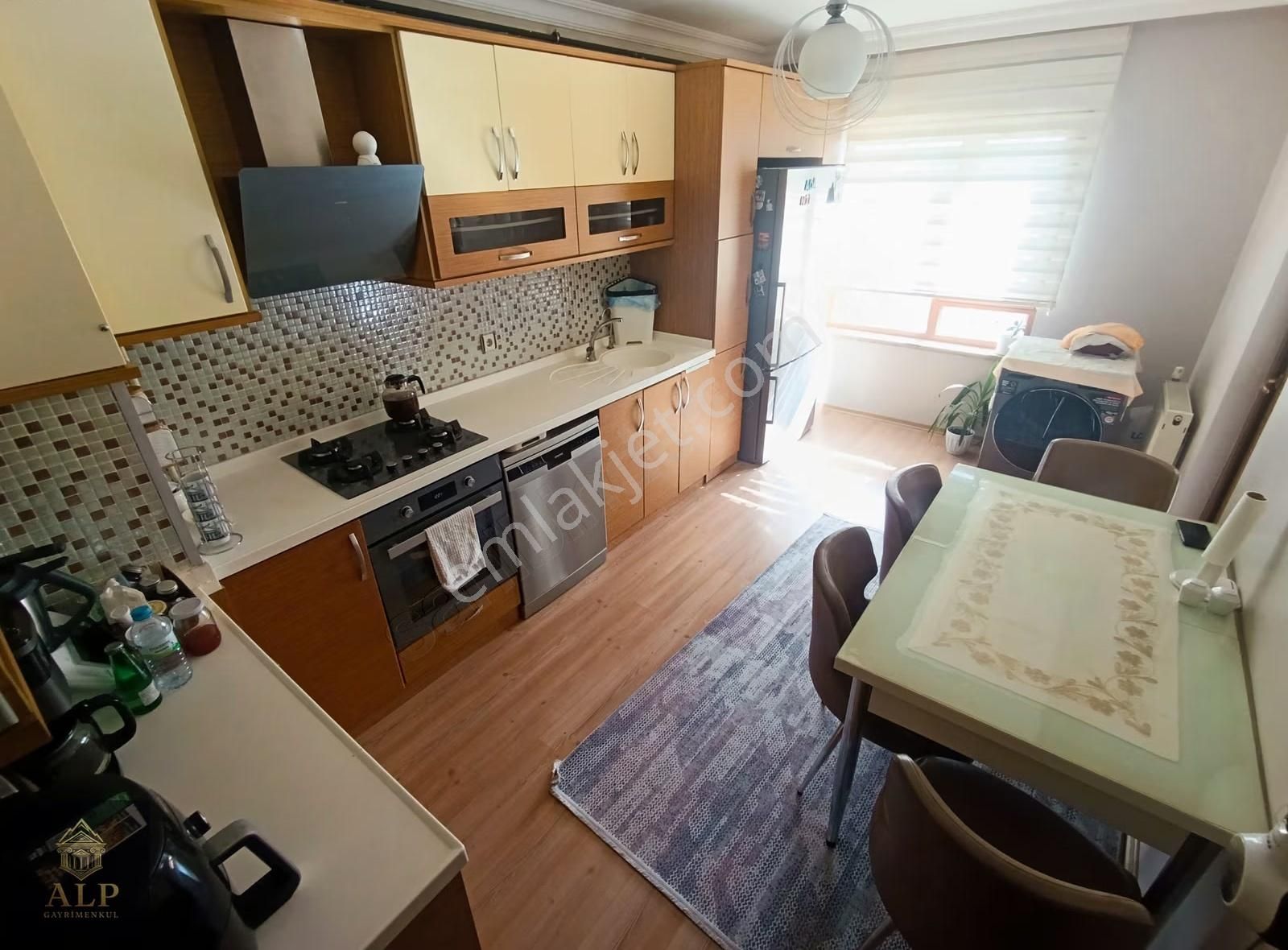 Alp Gayrimenkul'den Mehmet Akif Ersoyda 4+1 Full Yapılı Daire - Görsel 13