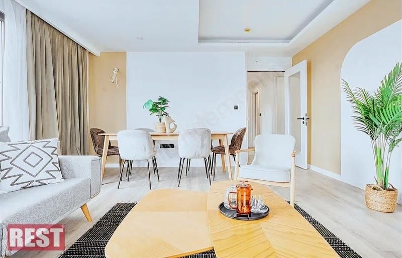 İstova Rezidans Da Sıfır Tasarım Eşyalı Balkonlu Kiralık Daire - Görsel 4