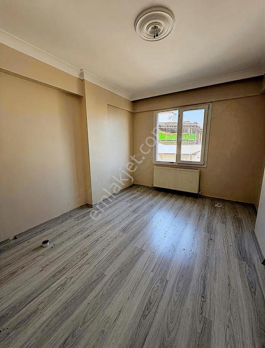 Yorulmaz Gayrimenkulde 2+1 - Görsel 11