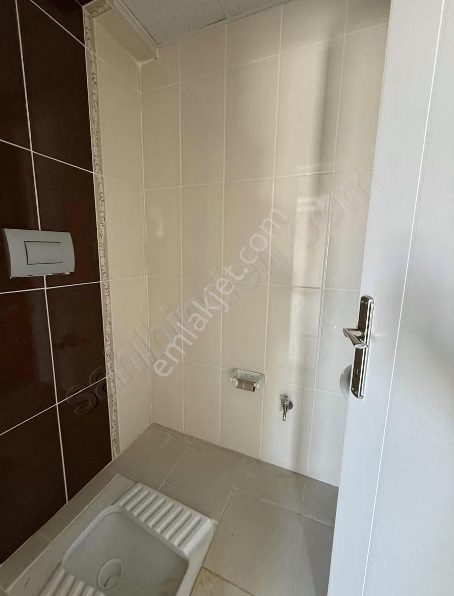 Yorulmaz Gayrimenkulde 2+1 - Görsel 12