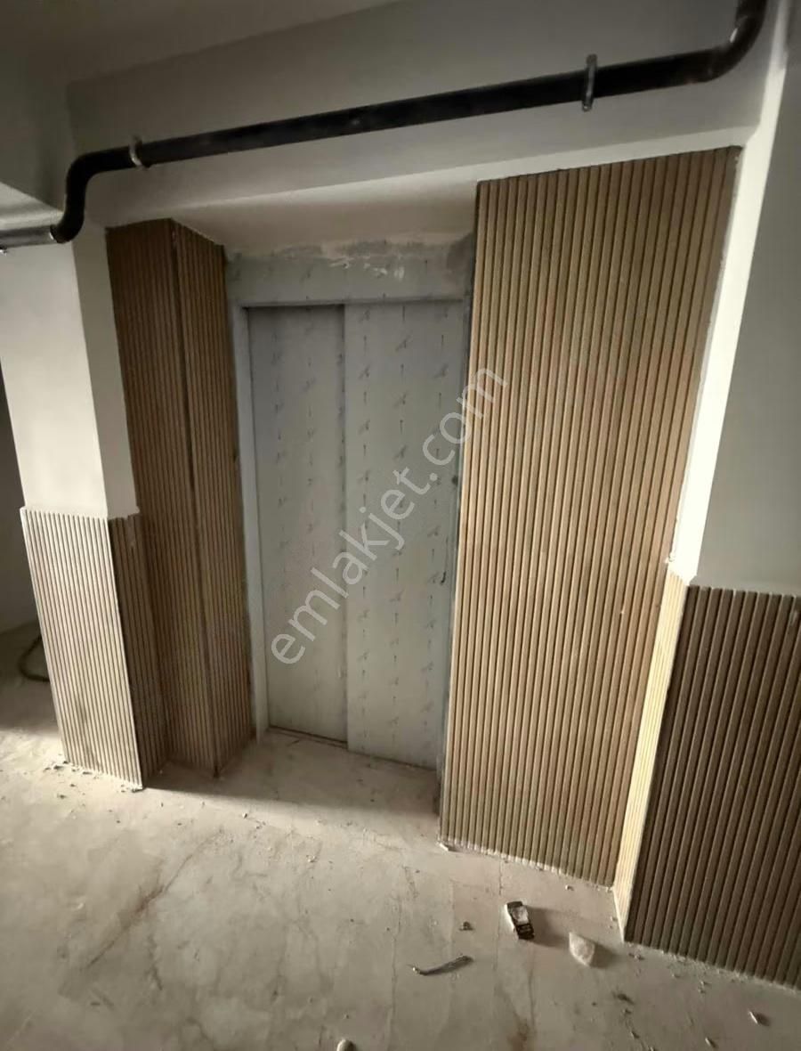 Yorulmaz Gayrimenkulde Cumhuriyet 2+1