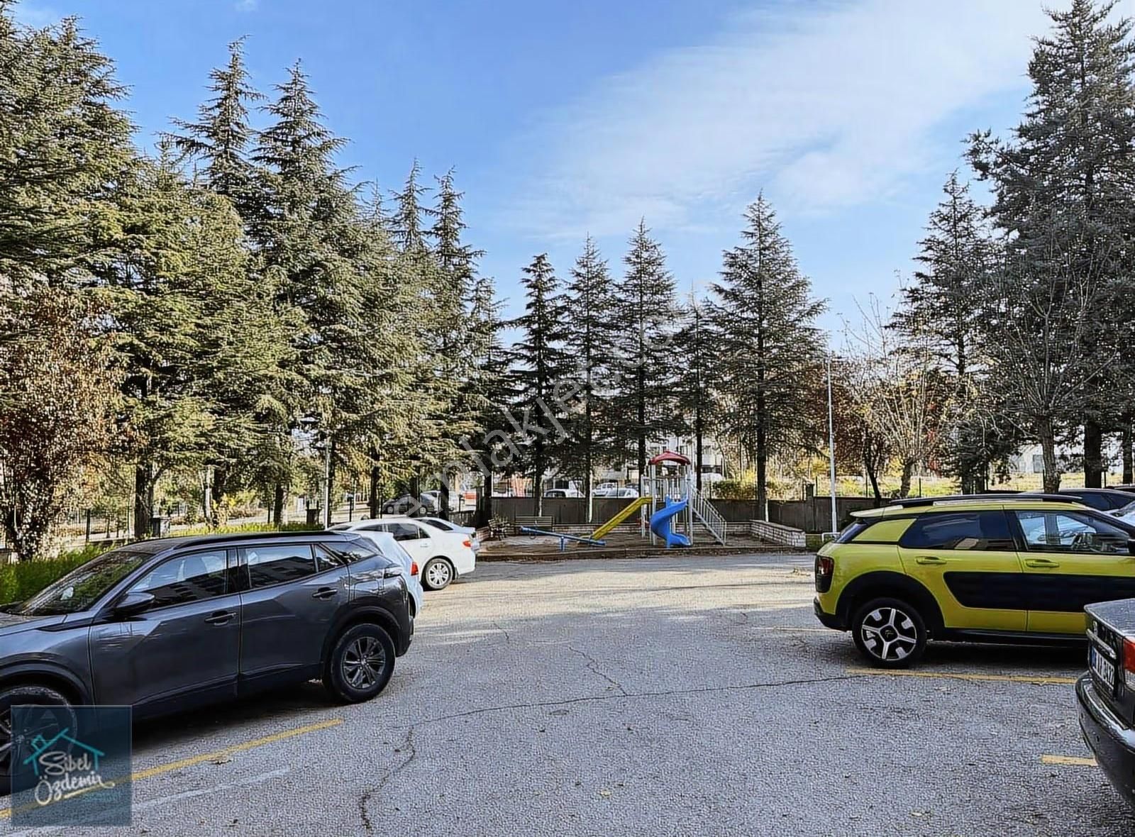 Çankaya'da Modern Döşenmiş Eşyalı 3+1 Daire - Görsel 26