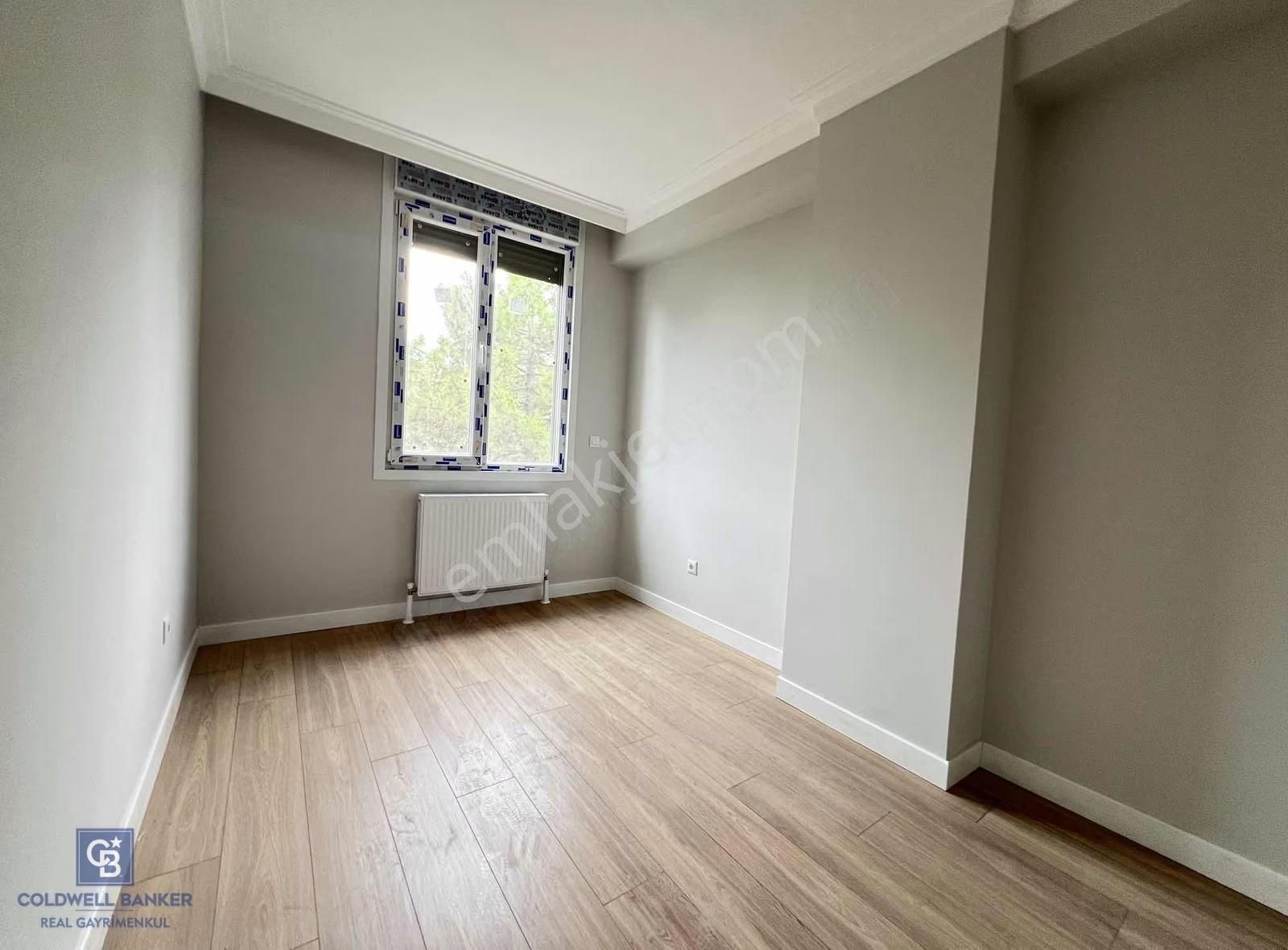 Acıbadem Yaprak Sokak Sıfır Bina Ara Katta Balkonlu Kiralık 3+1 - Görsel 11