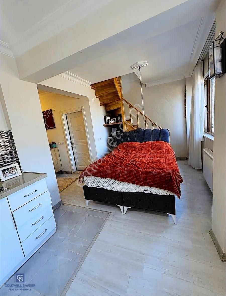 Üsküdar Da Boğaz Manzaralı 3 Ayrı Tapulu Satılık Komple Bina - Görsel 24