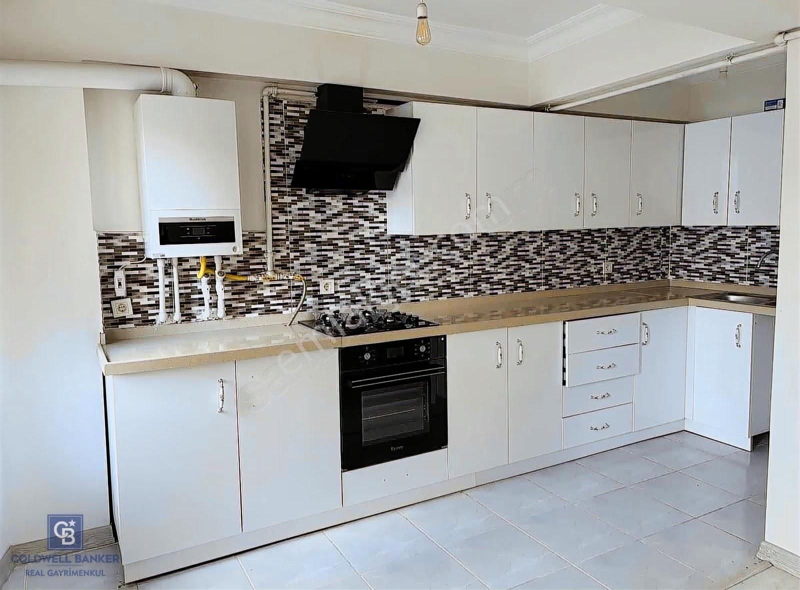 Üsküdar Da Boğaz Manzaralı 3 Ayrı Tapulu Satılık Komple Bina - Görsel 14