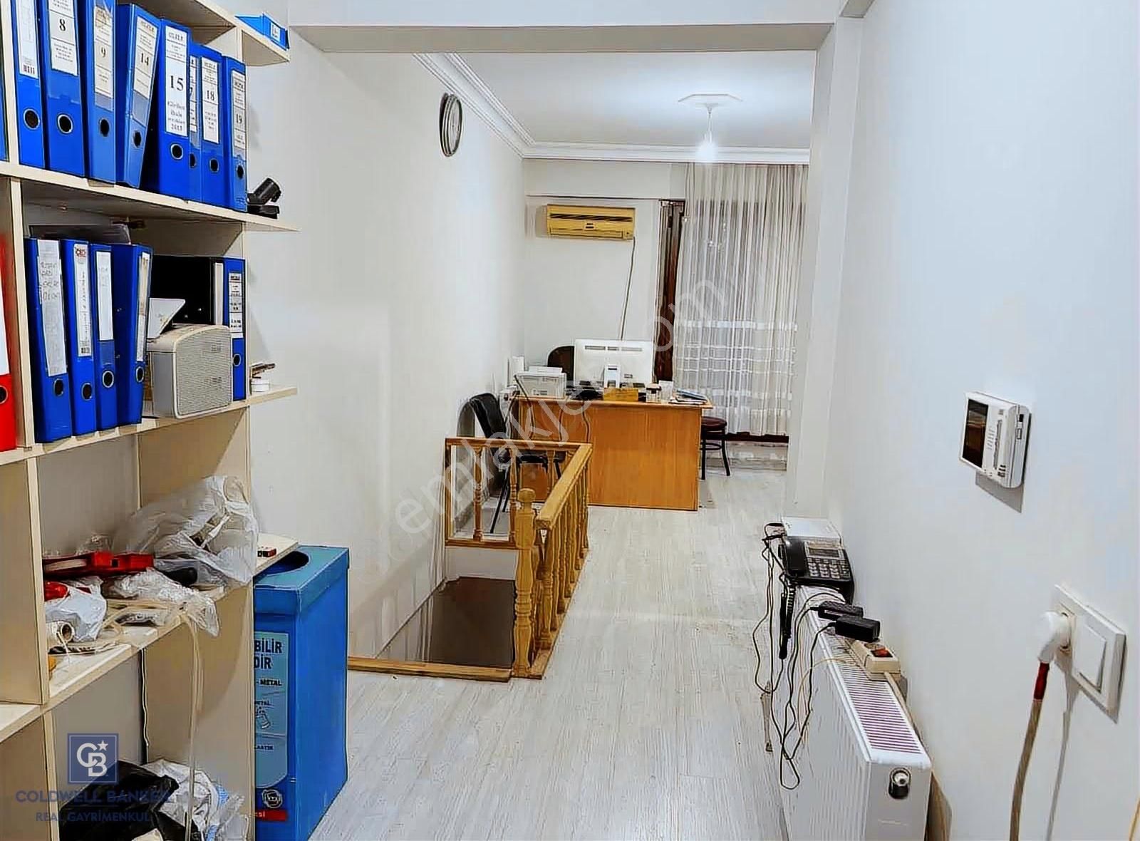 Üsküdar Da Boğaz Manzaralı Kat Mülkiyetli Komple Satılık Bina - Görsel 4