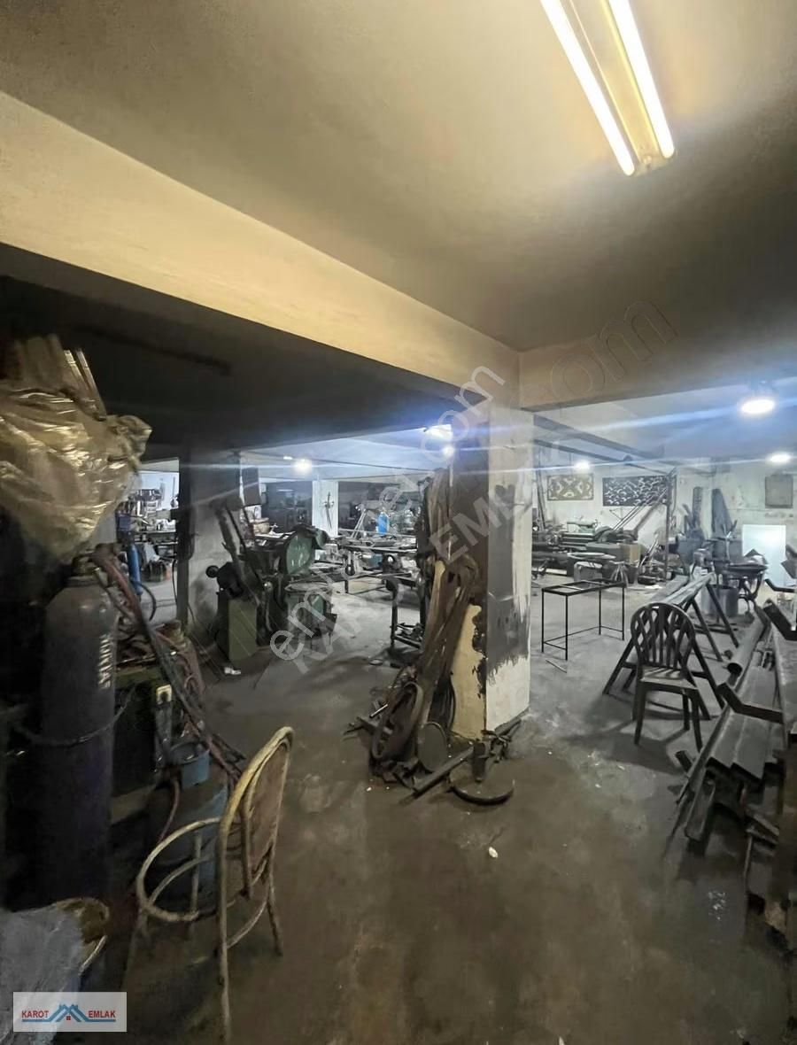 Malazgirt Caddesi Üzerinde 220m Satılık İmalathane&depo - Görsel 8