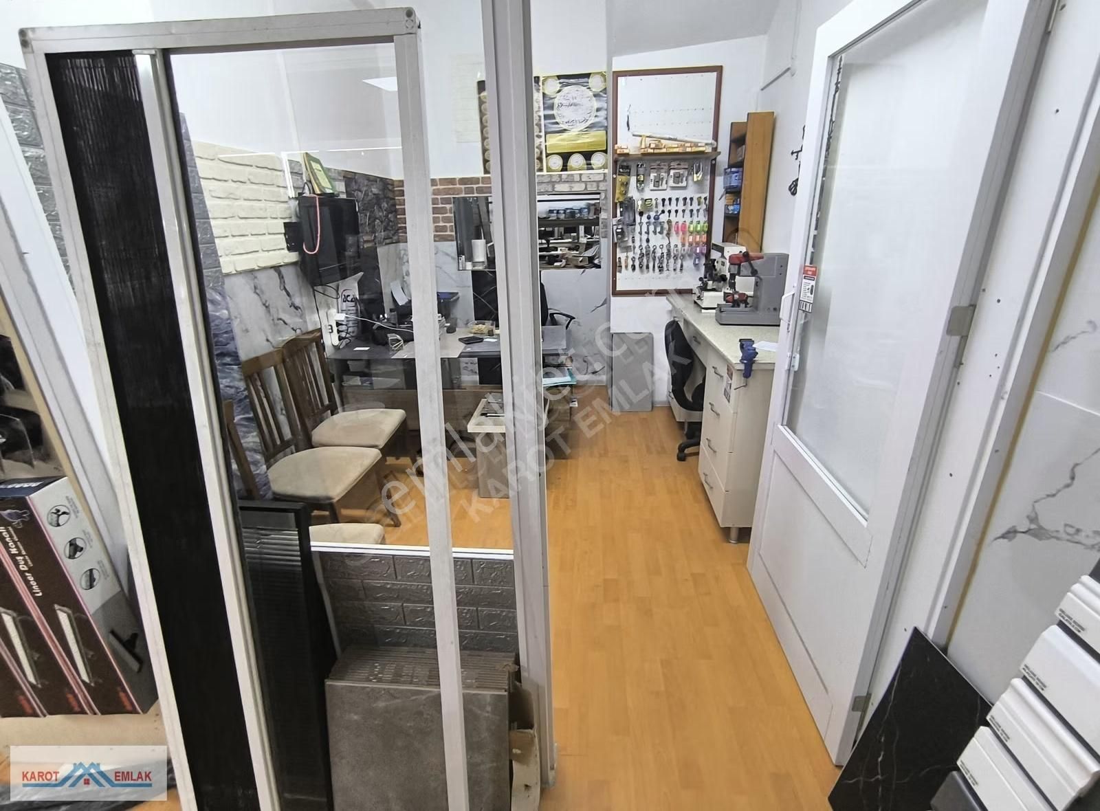 Ataşehirde Cadde Üzerınde 125m2 Satılık Dükkan - Görsel 3