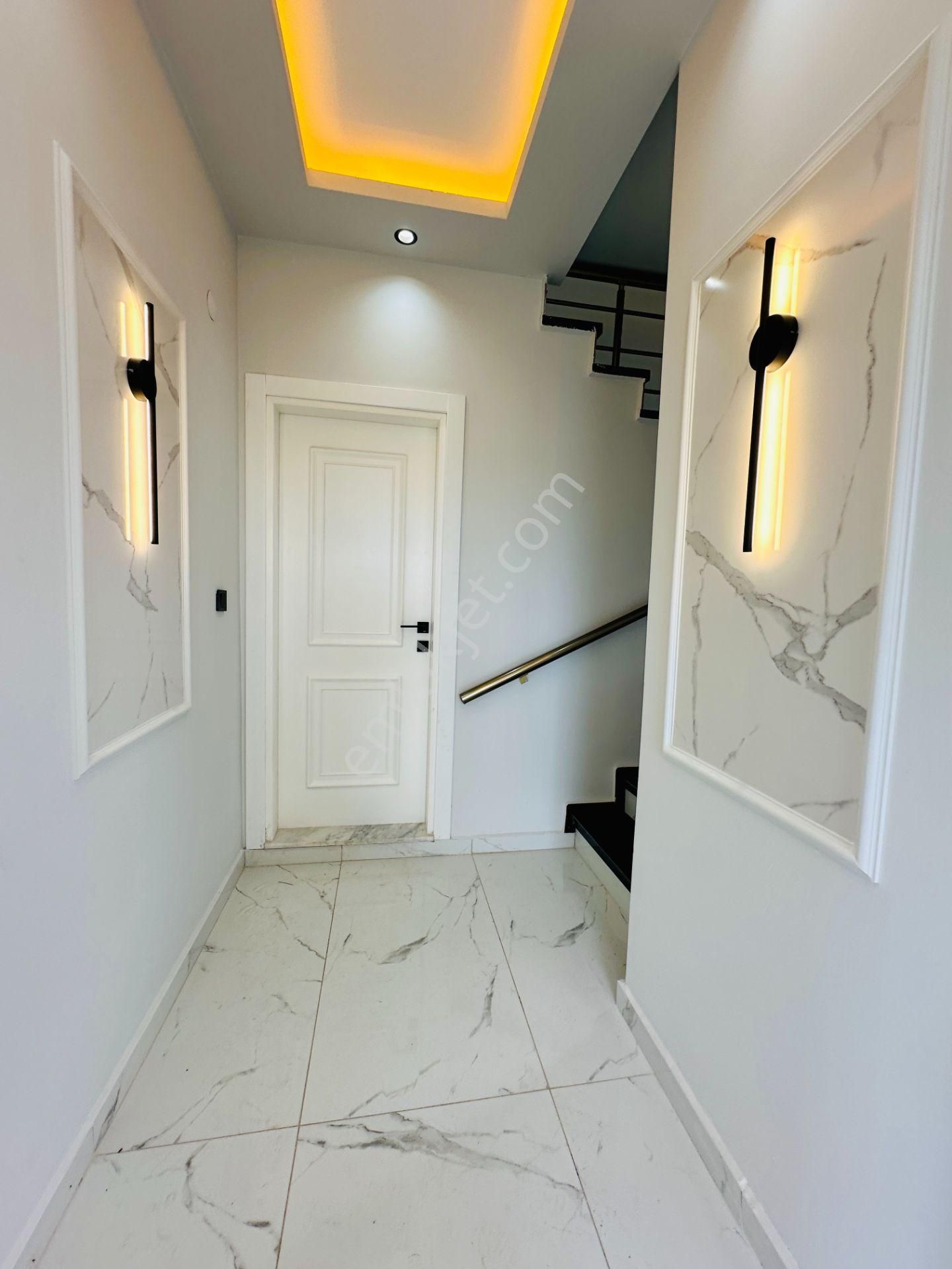 Villacı Onur'dan Fırsat Fiyata Satılık Tam Müstakil Lüx 3+1 Ayrı Mutfaklı Villa - Görsel 16