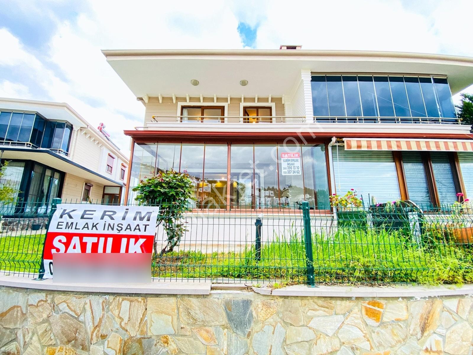Kerim'den Altınoluk Satılık Deniz Manzaralı 3+1 Bahçeli Villa - Görsel 29