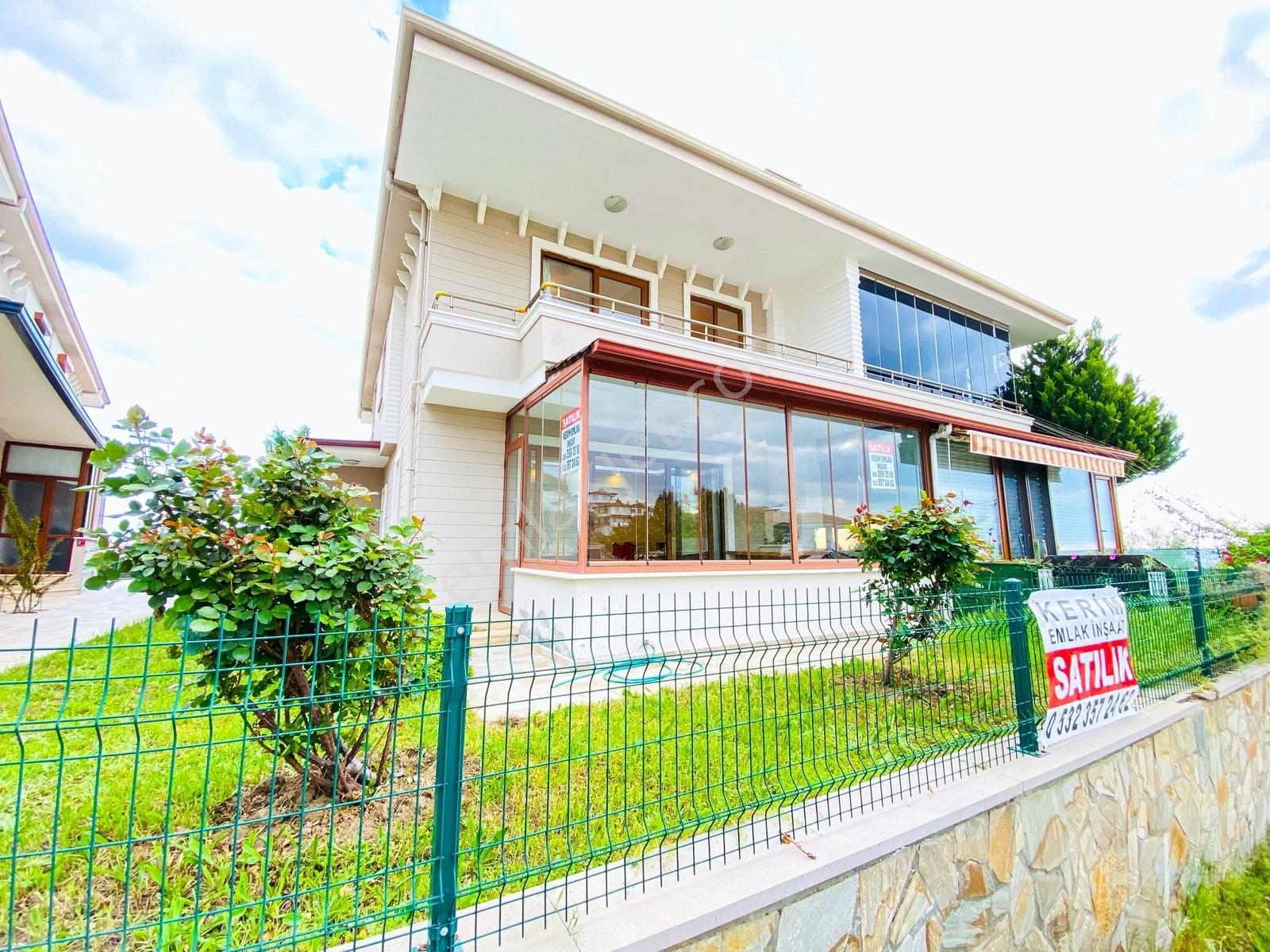Kerim'den Altınoluk Satılık Deniz Manzaralı 3+1 Bahçeli Villa - Görsel 12
