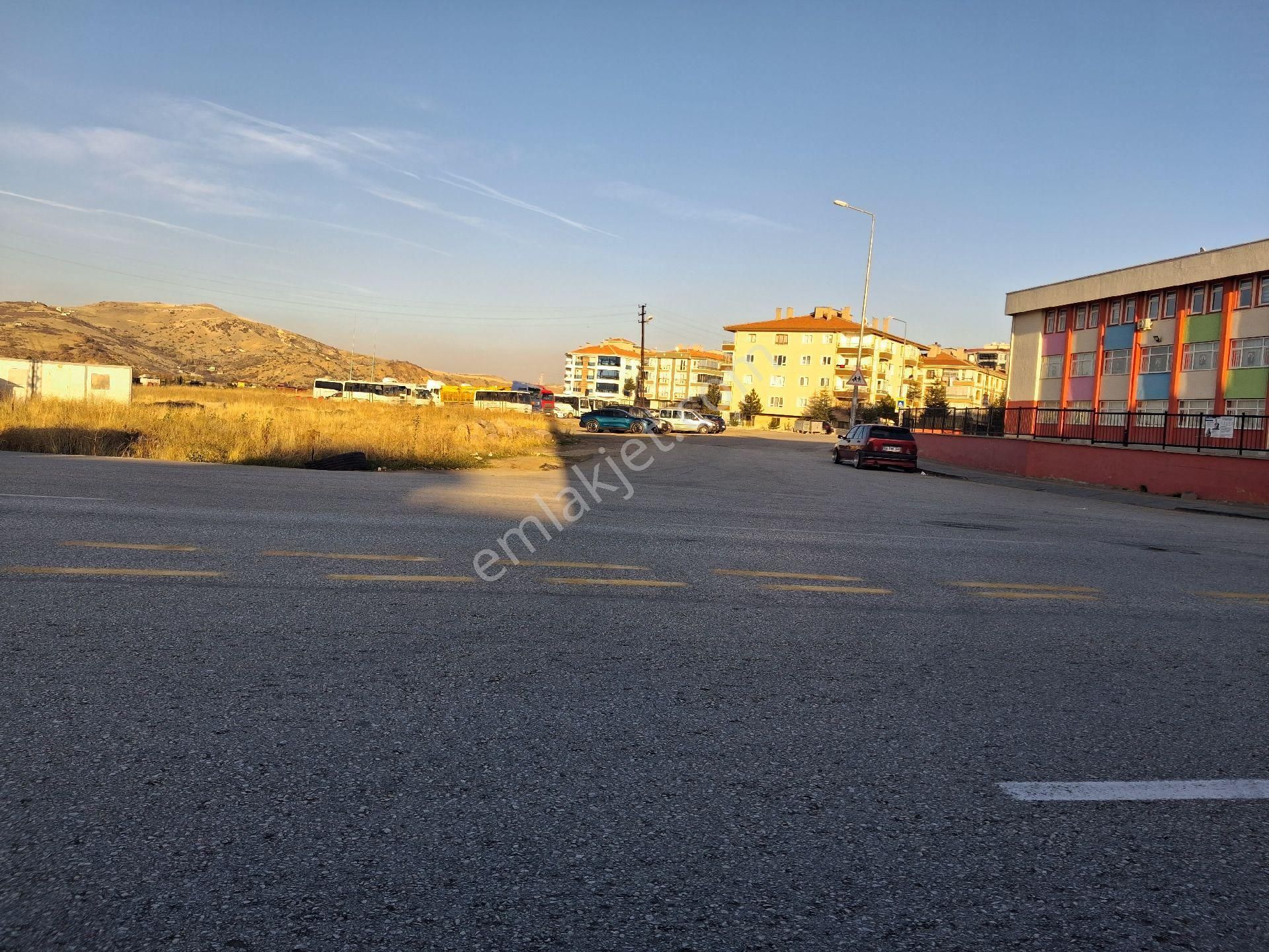 Karapürçek Uzunburunda 460m2 Tek Tapu Mustakil Köşe Parsel - Görsel 12