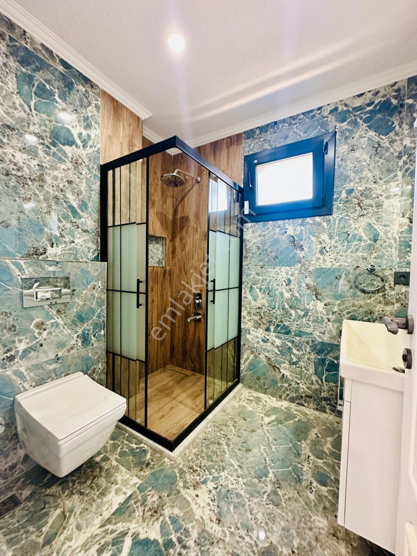 Villacı Onur'dan Denize 300 Metre 4+1 Fırsat Sıfır Lüx Villa - Görsel 20