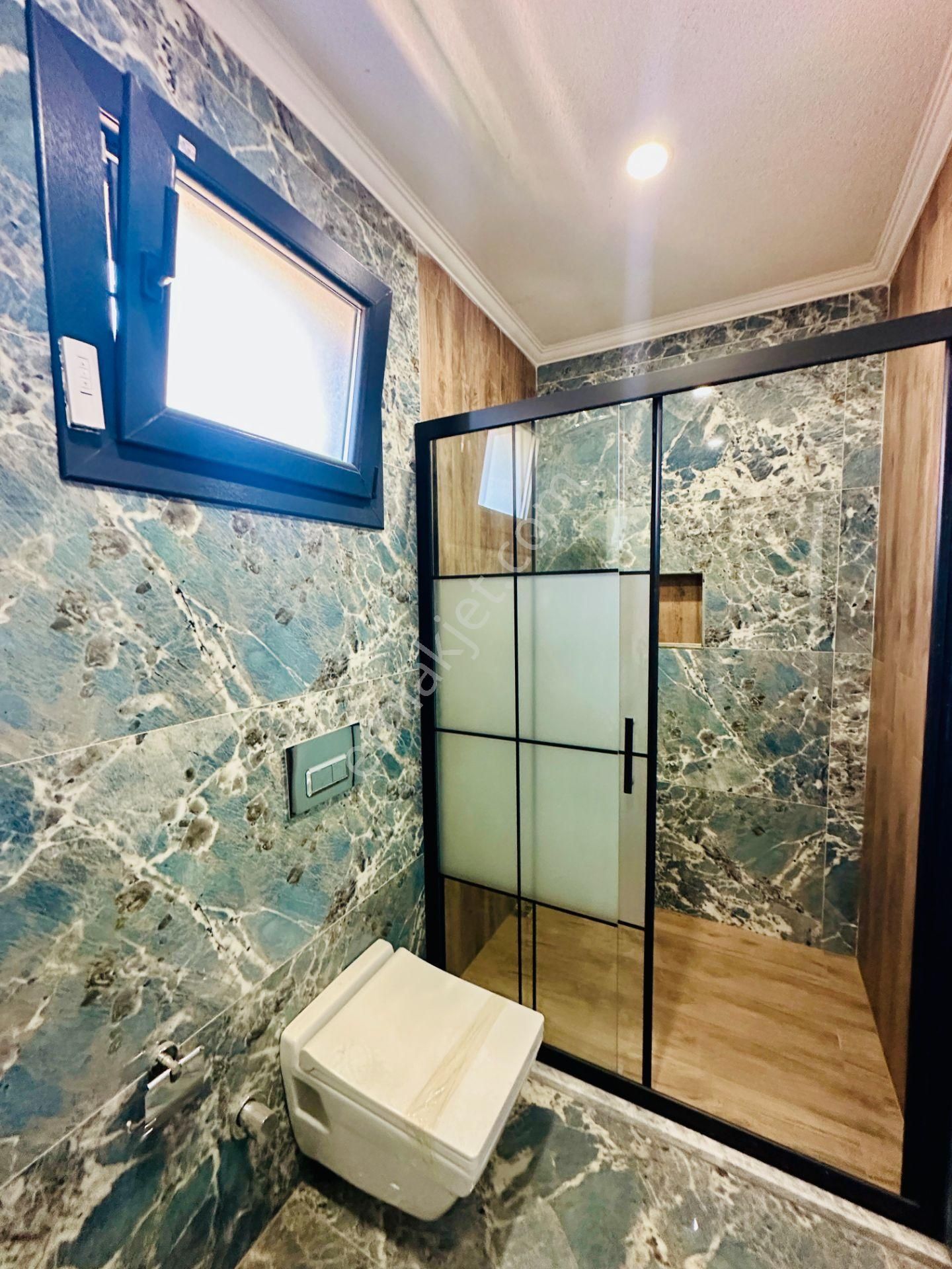 Villacı Onur'dan Denize 300 Metre 4+1 Fırsat Sıfır Lüx Villa - Görsel 25