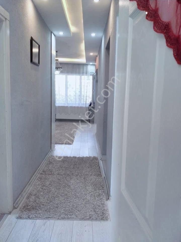 Aydın Nazilli – Şirinevler Mahallesi Satılık 2 Katlı Müstakil Ev 307 M2 Arsa İçinde - Görsel 7