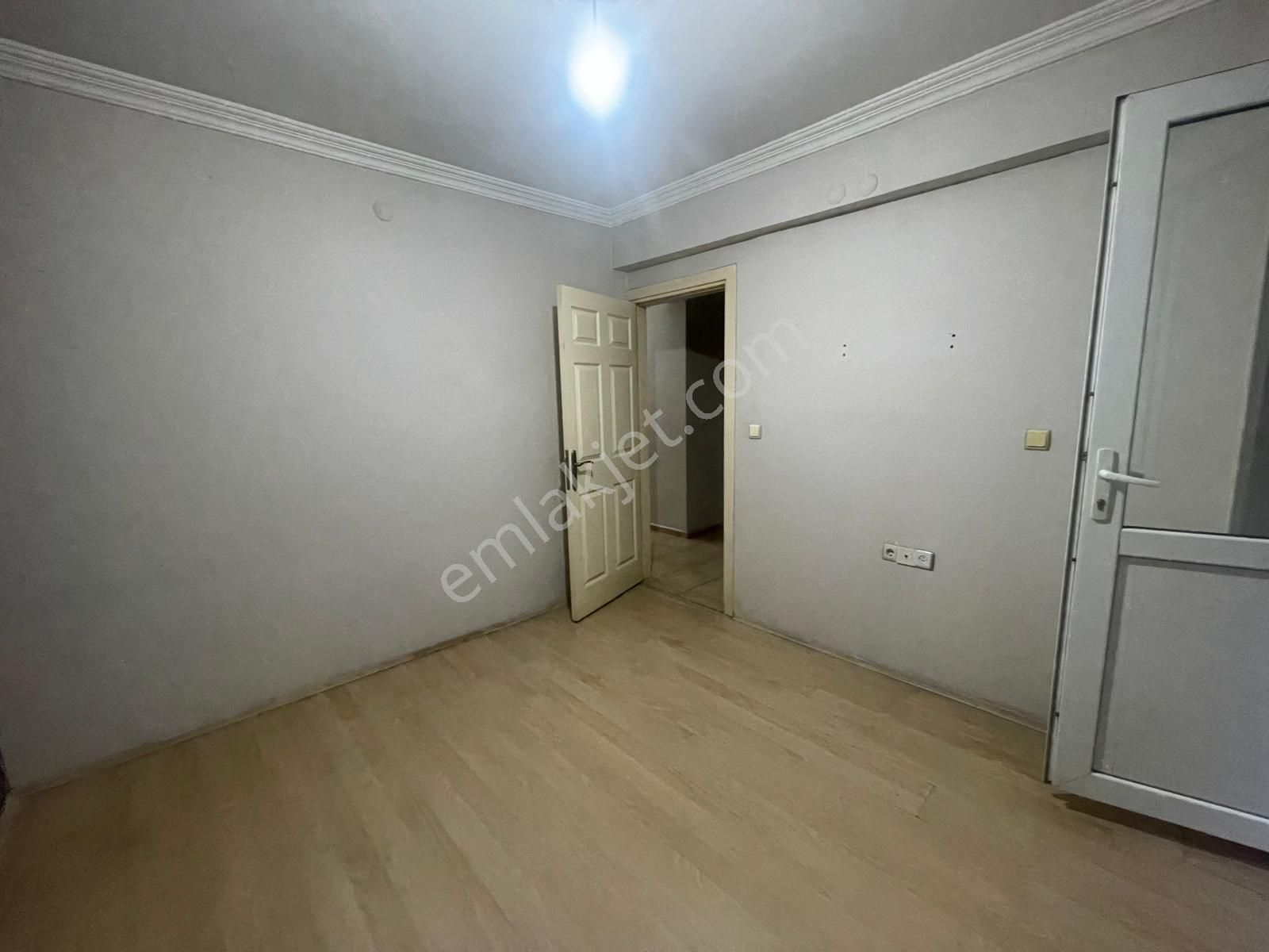 Çiğli Egekent Kiralık 3+1 Ebeveyn Banyolu 220 M2 Daire - Görsel 22