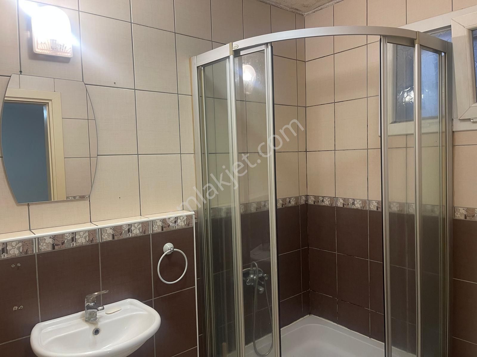 Çiğli Egekent Kiralık 3+1 Ebeveyn Banyolu 220 M2 Daire - Görsel 16